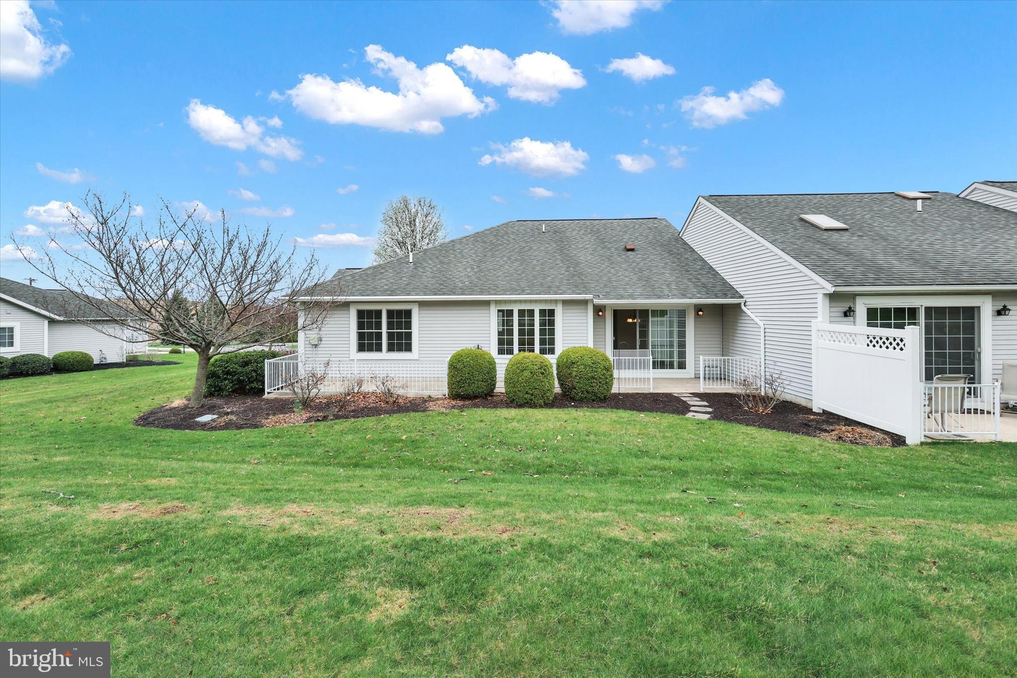 PENN NATIONAL GOLF COURSE COMMUNITY - Residential