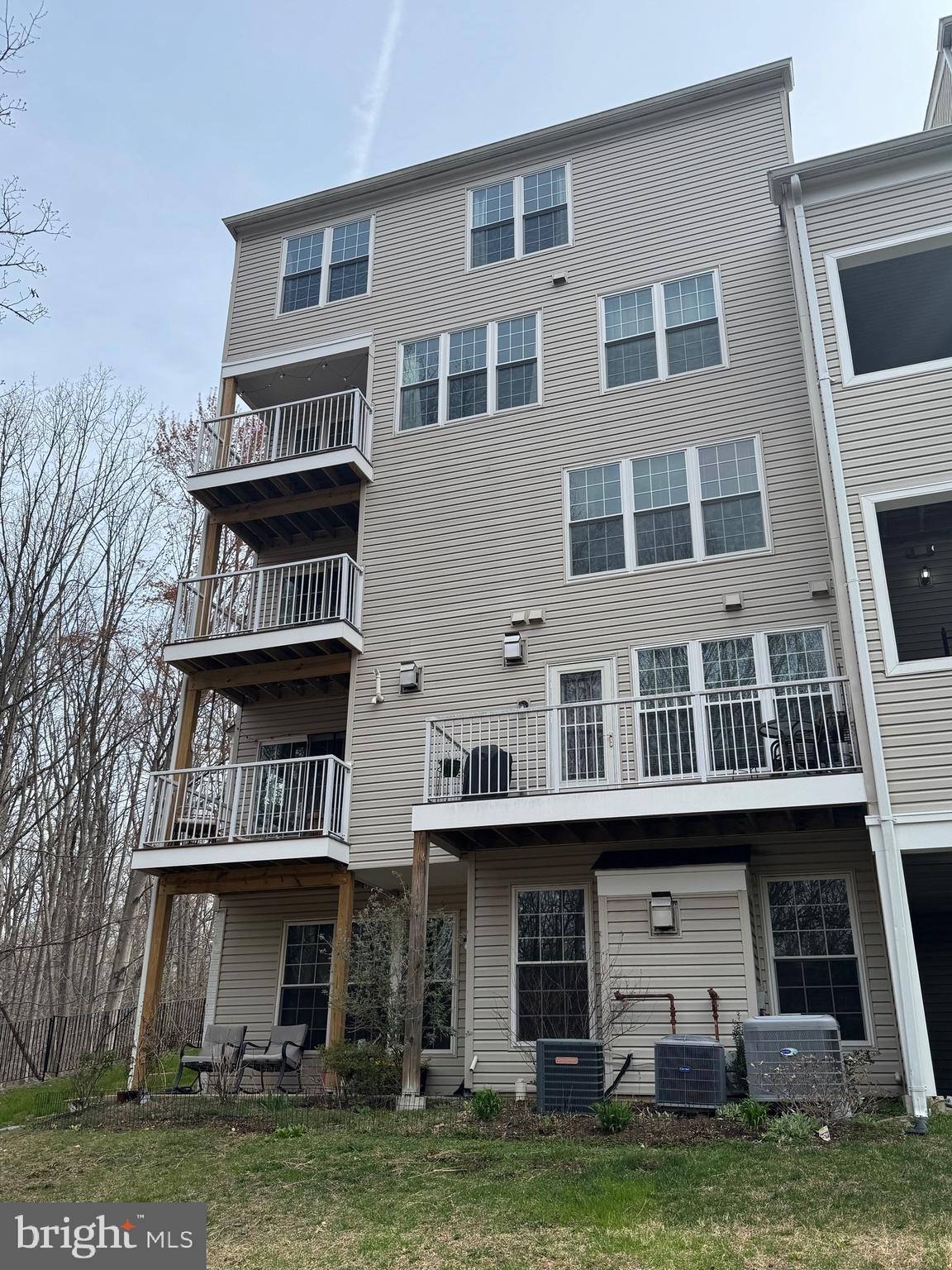 SYCAMORES AT VAN DORN - Residential Lease