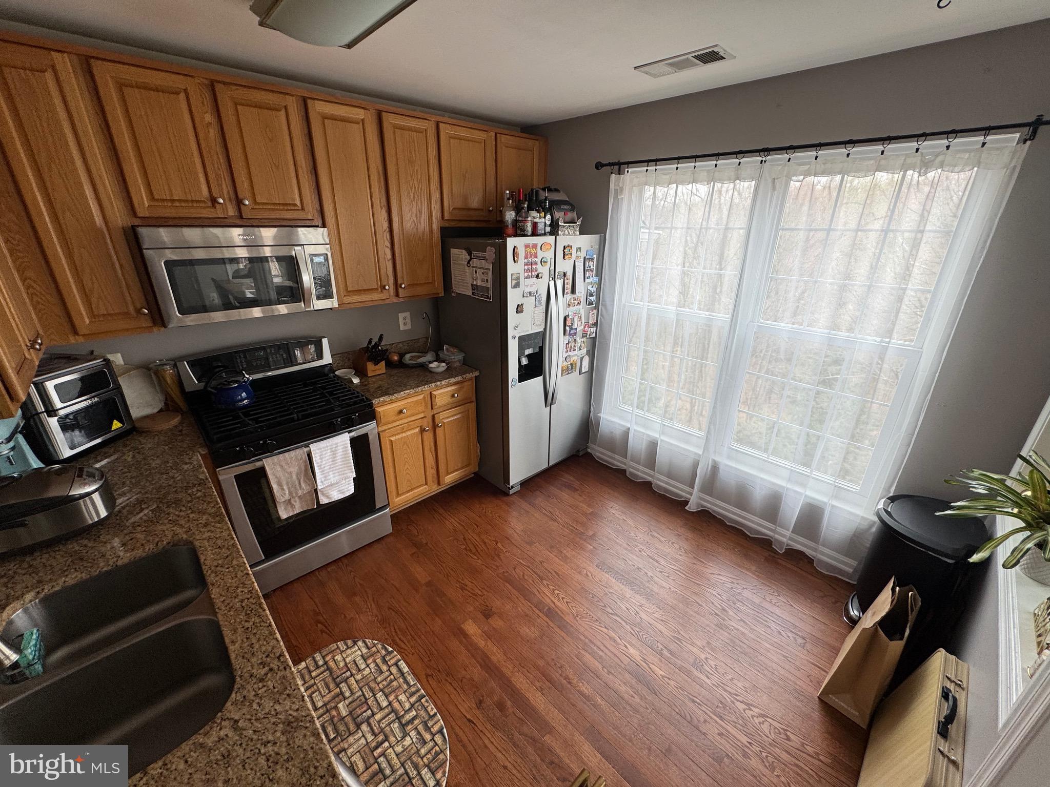 SYCAMORES AT VAN DORN - Residential Lease