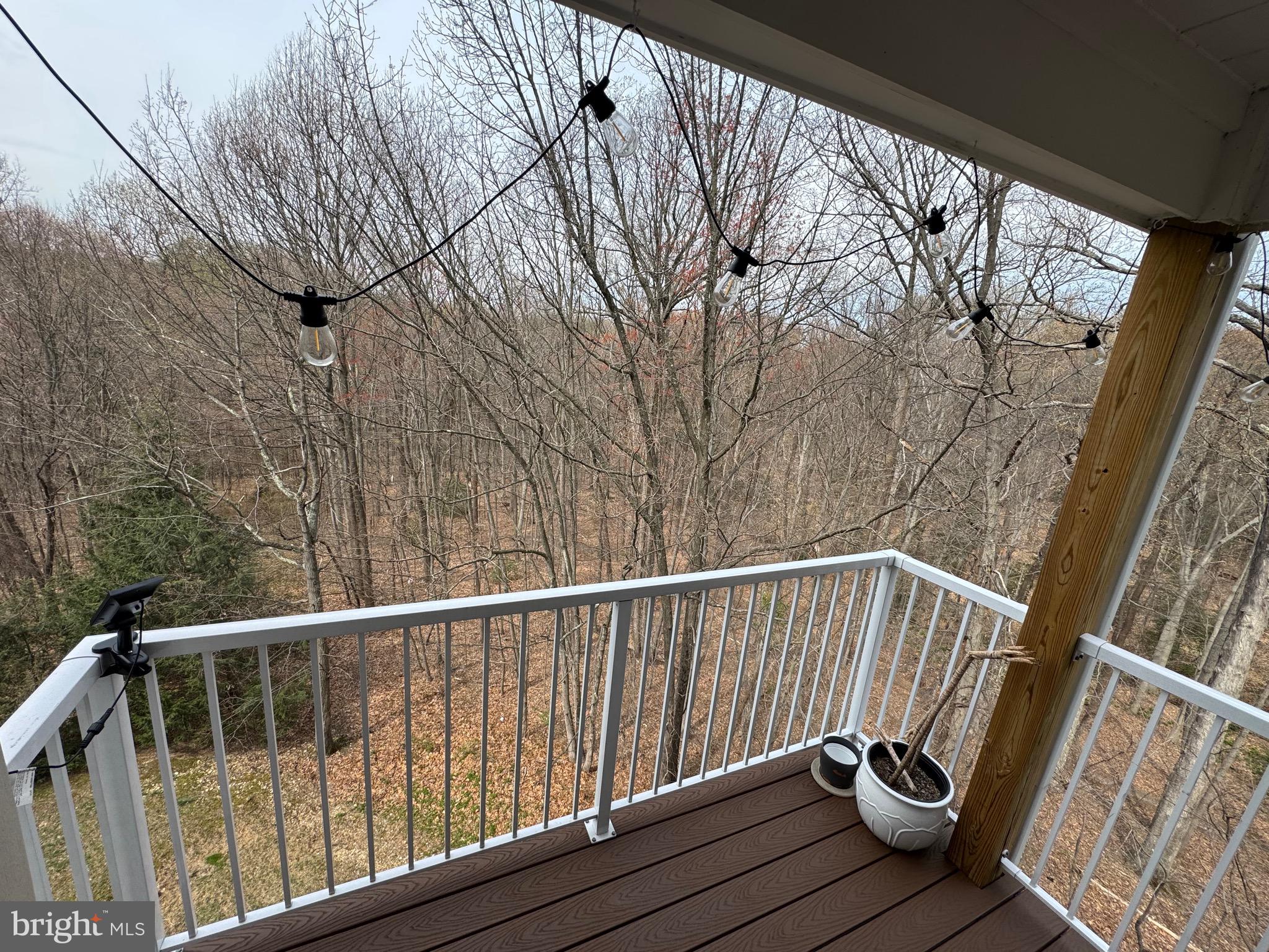 SYCAMORES AT VAN DORN - Residential Lease