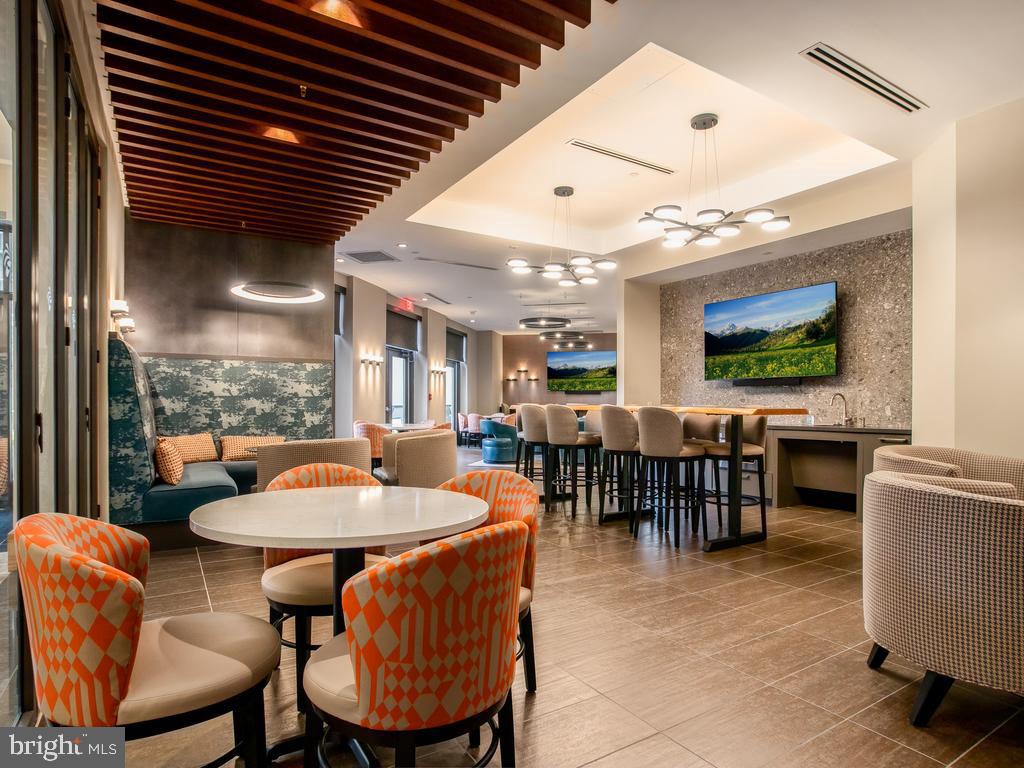 NORTHAMPTON PLACE - Residential Lease