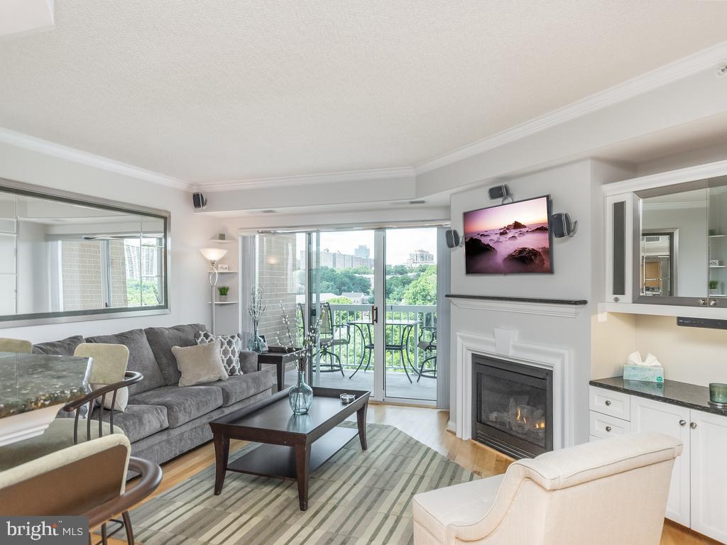 3101 N HAMPTON DRIVE 1009