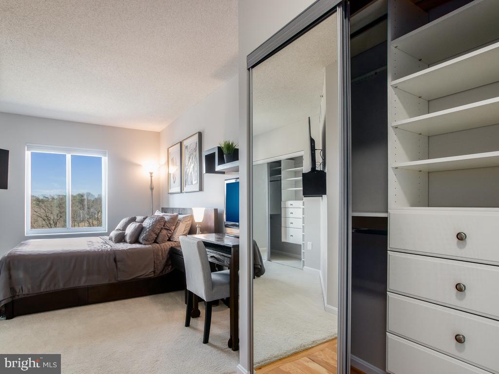 NORTHAMPTON PLACE - Residential Lease