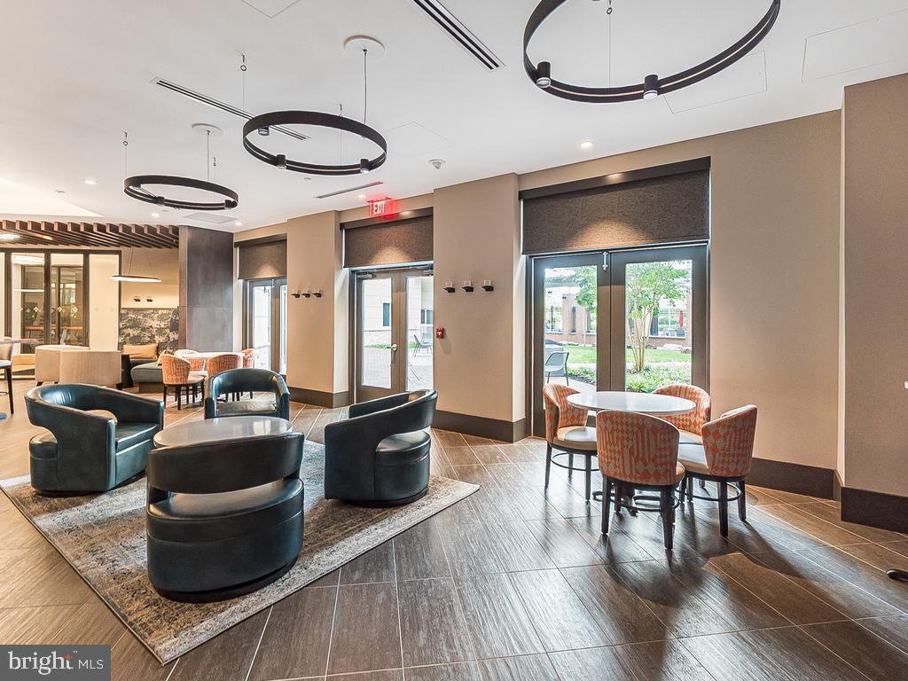 NORTHAMPTON PLACE - Residential Lease