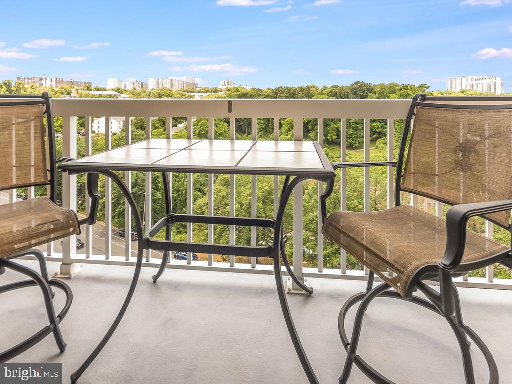 NORTHAMPTON PLACE - Residential Lease