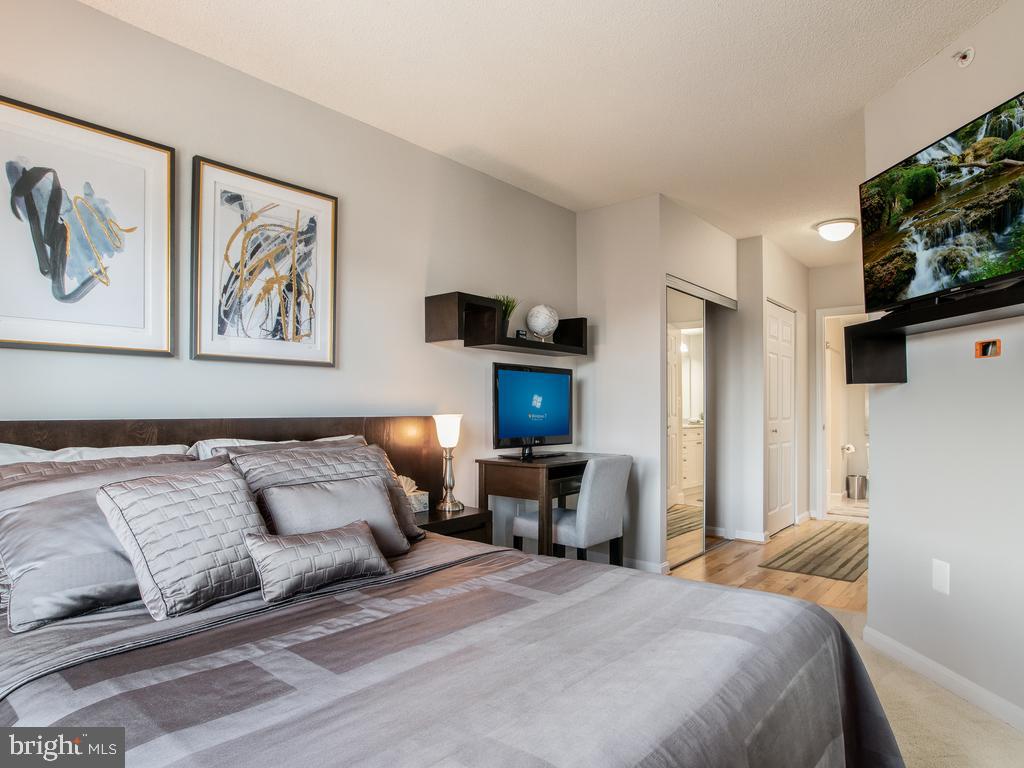 NORTHAMPTON PLACE - Residential Lease