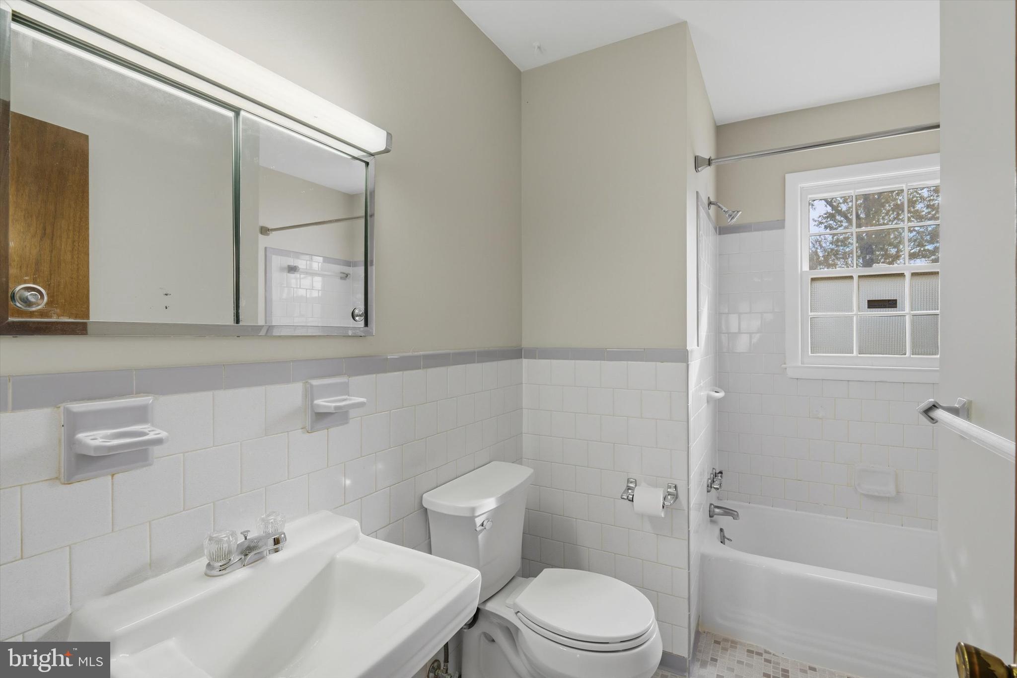 LINTHICUM - Residential