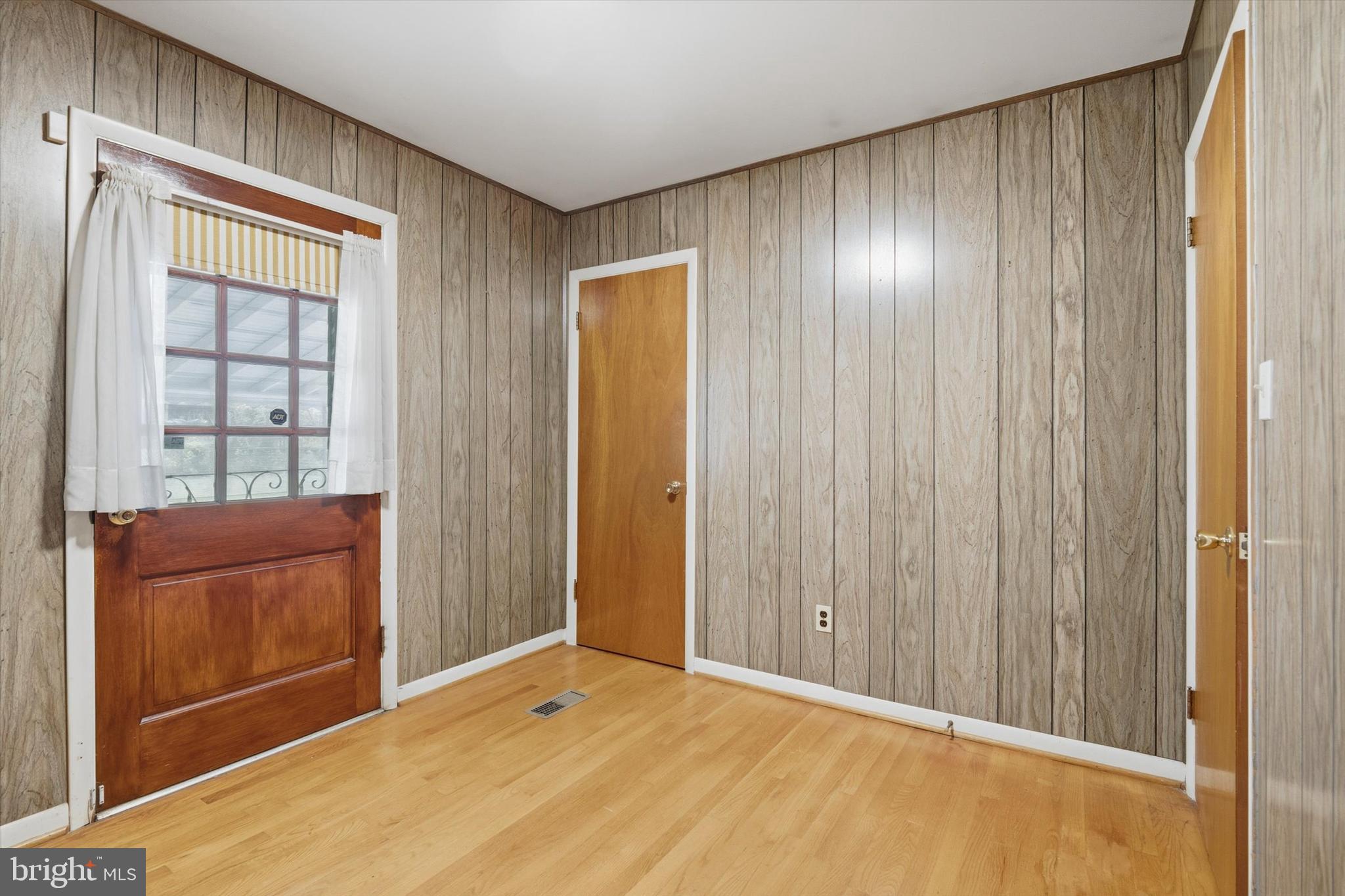 LINTHICUM - Residential