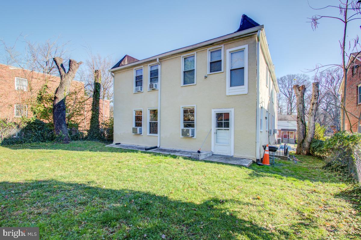 HYATTSVILLE HILLS - Residential Lease