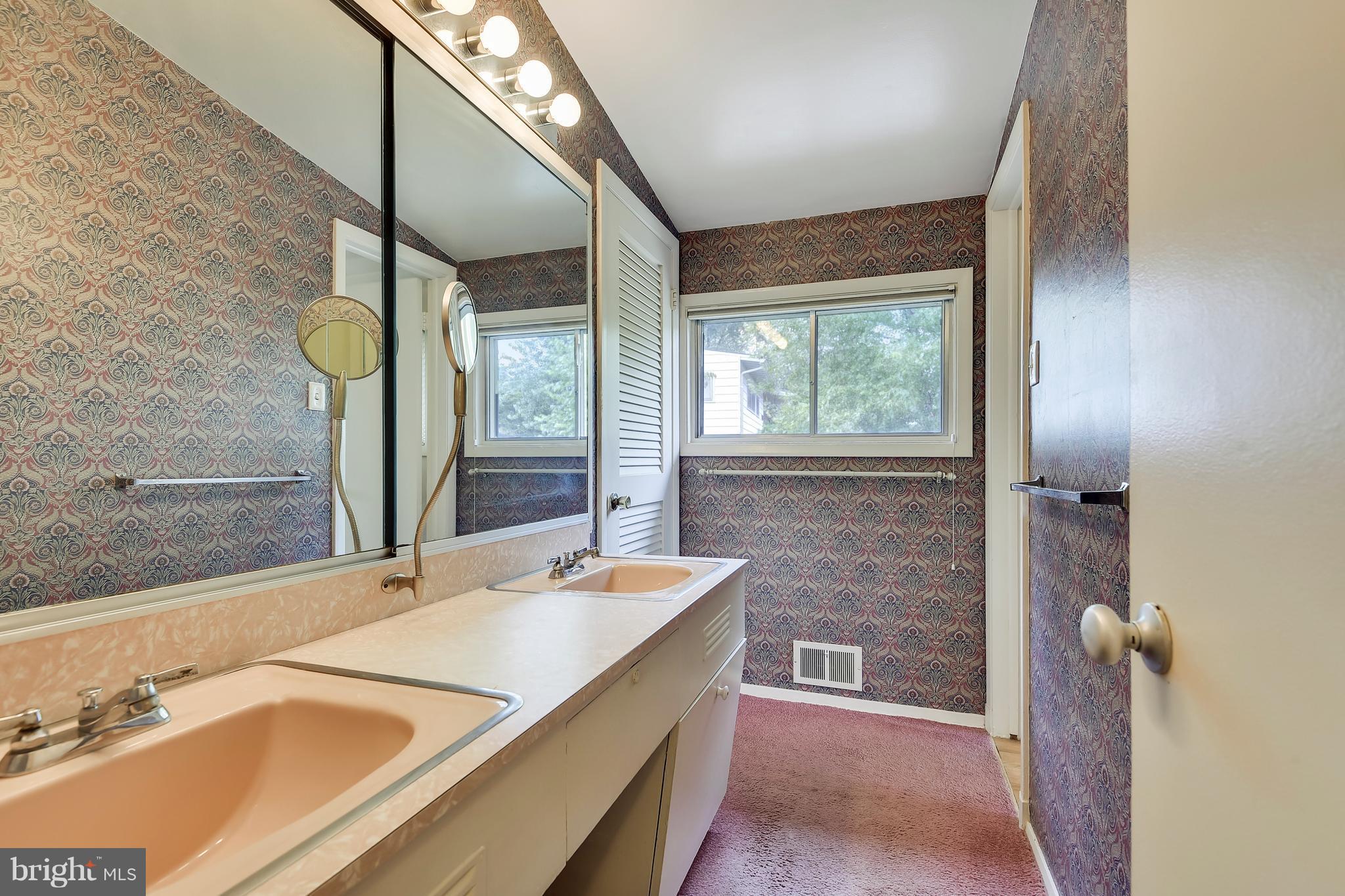 SUMMIT PARK - Residential