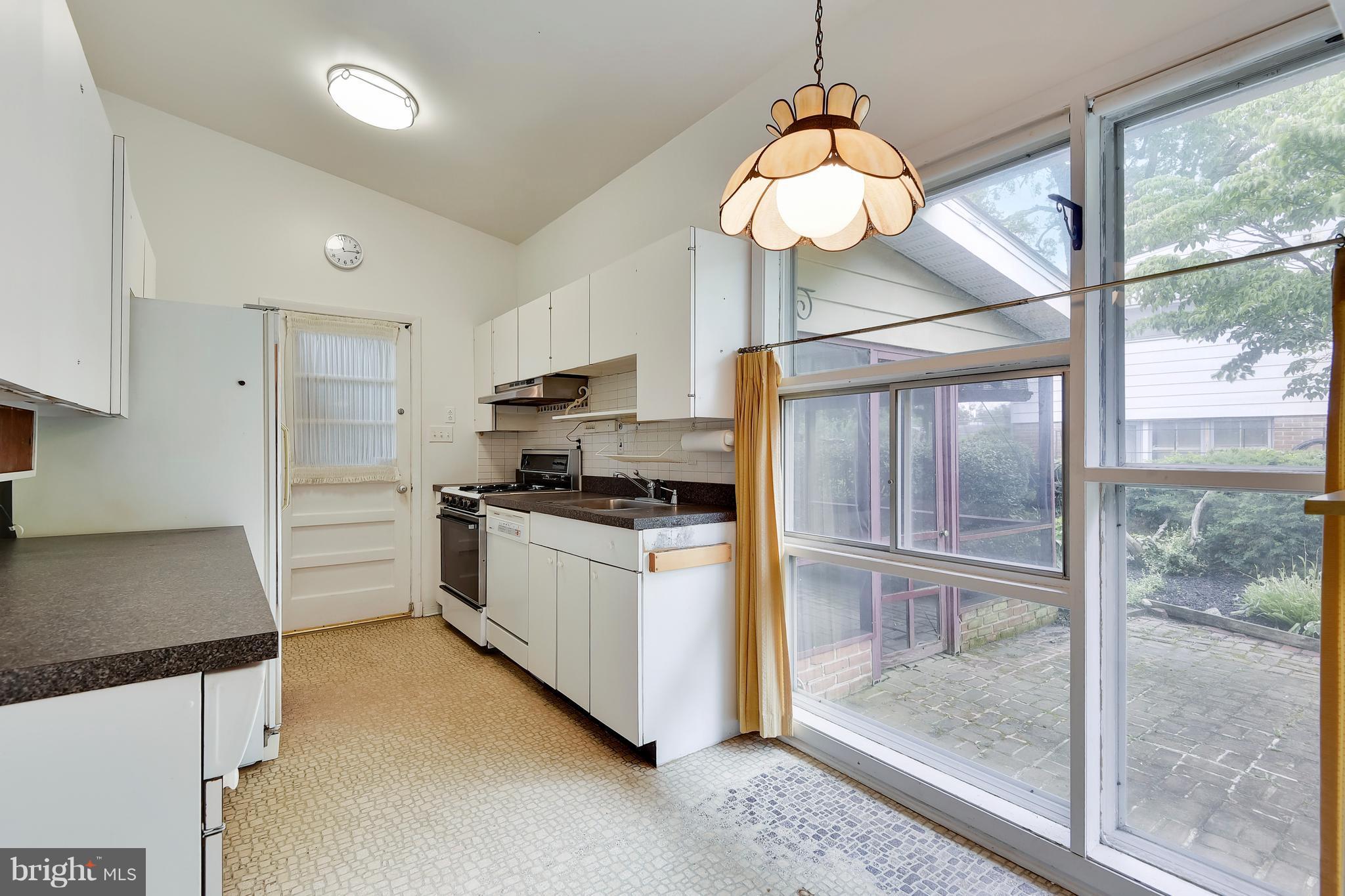 SUMMIT PARK - Residential