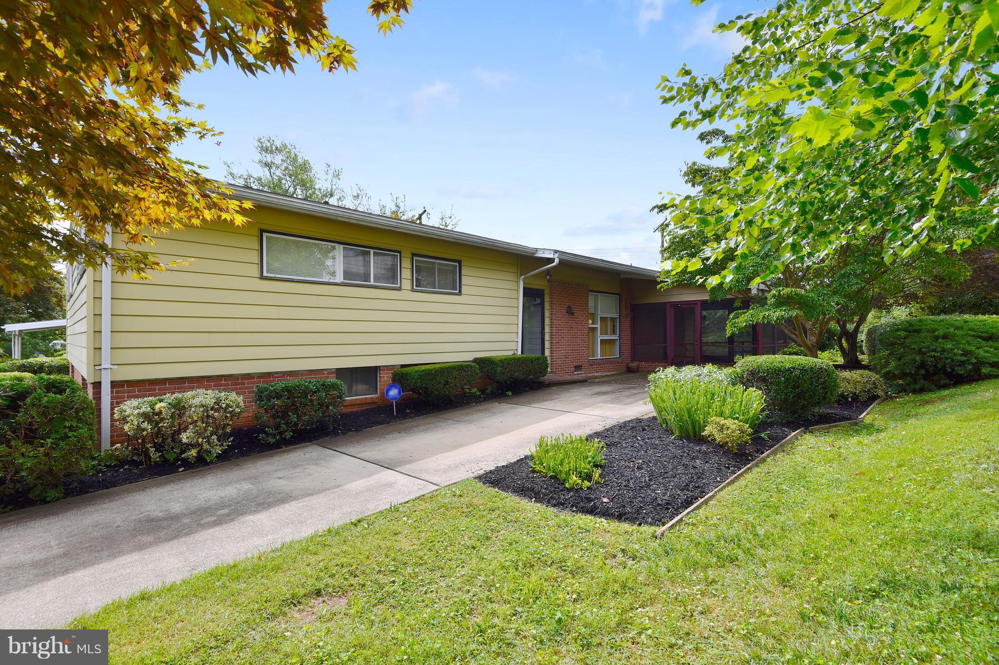 SUMMIT PARK - Residential