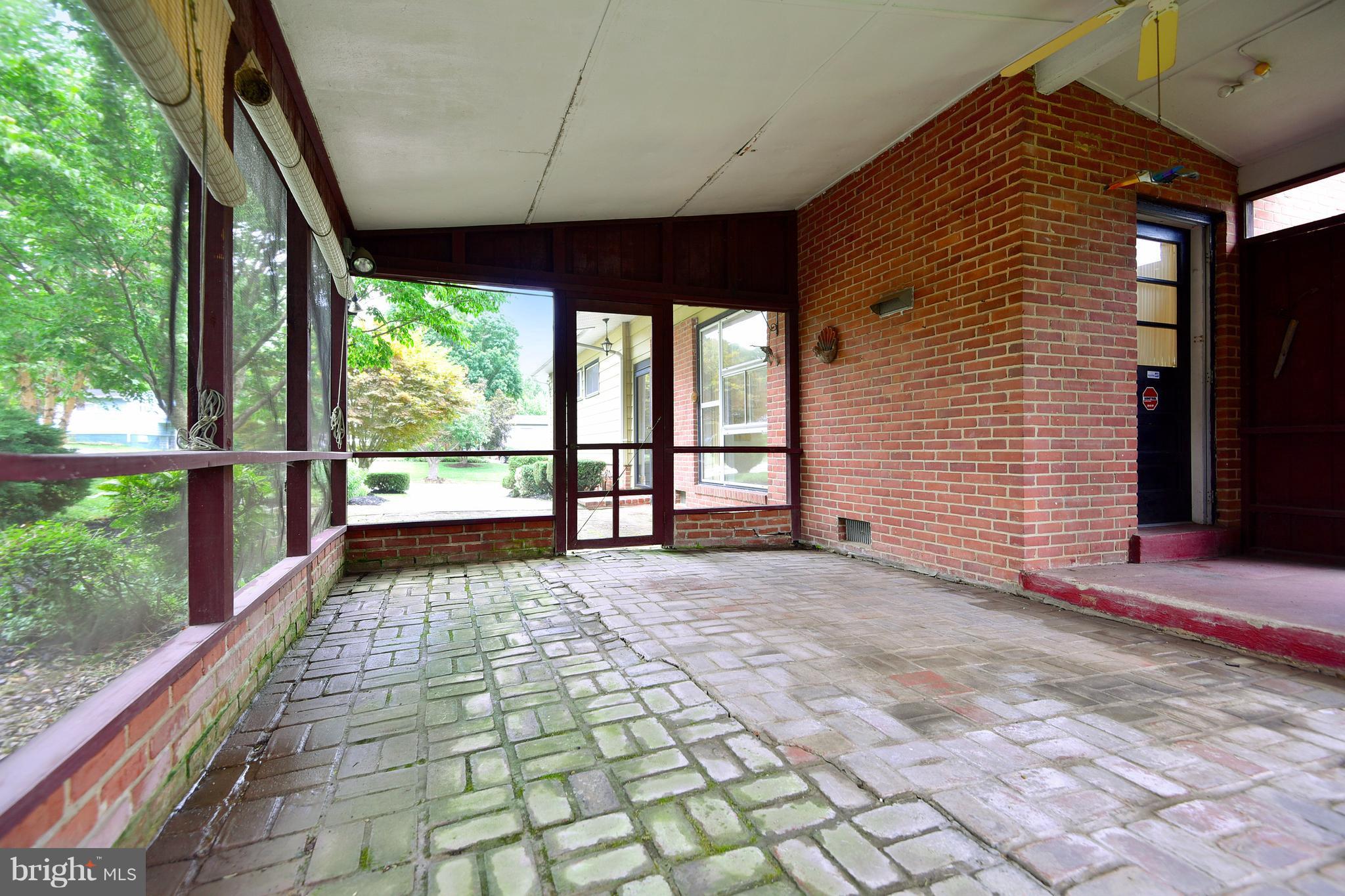 SUMMIT PARK - Residential