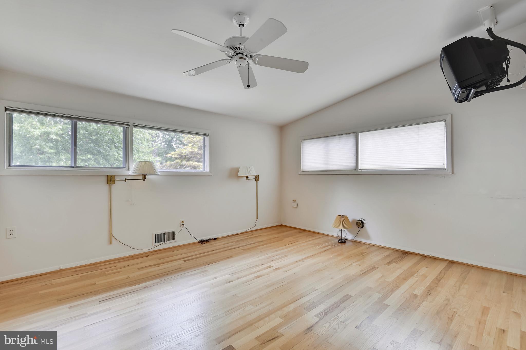 SUMMIT PARK - Residential