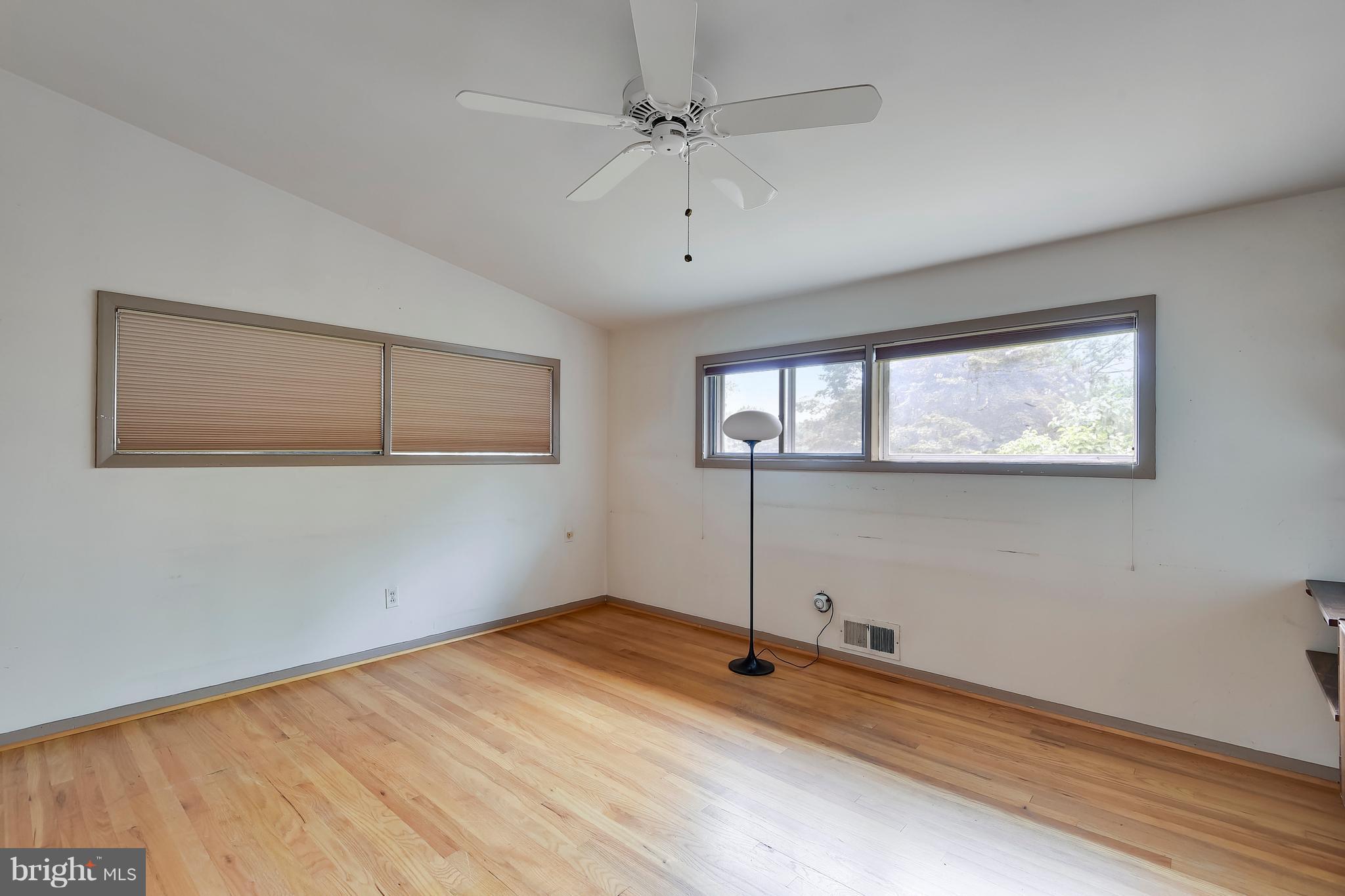 SUMMIT PARK - Residential