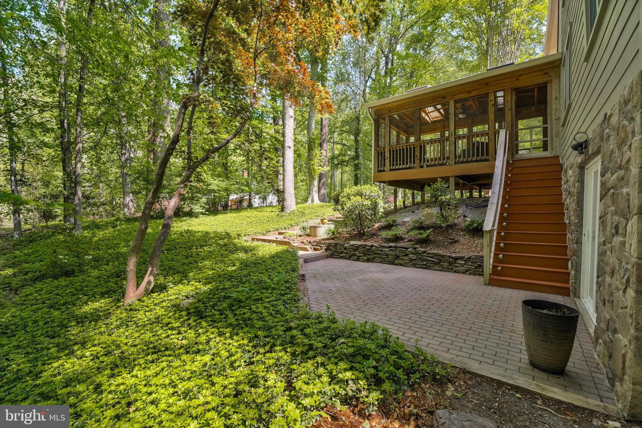 OAKBROOK - Residential