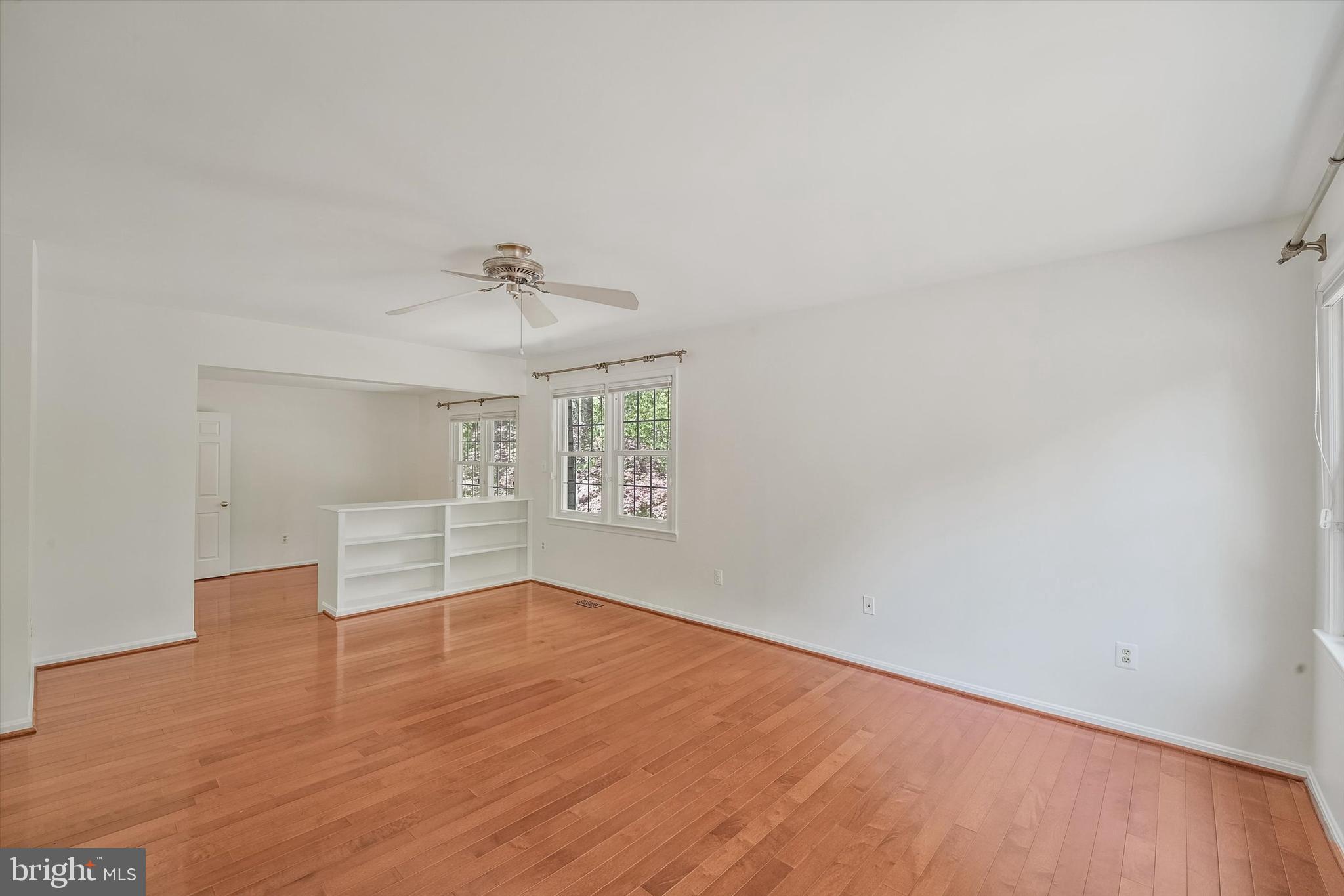 OAKBROOK - Residential