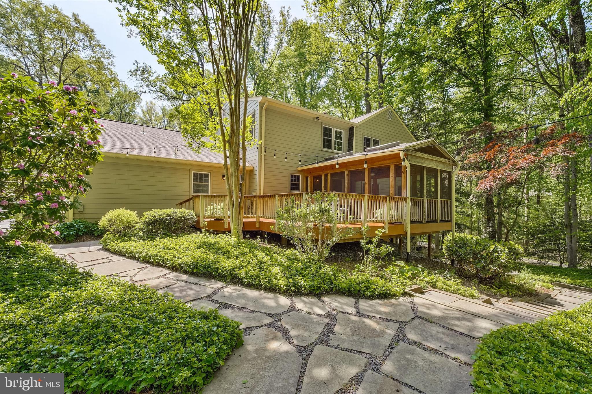 OAKBROOK - Residential