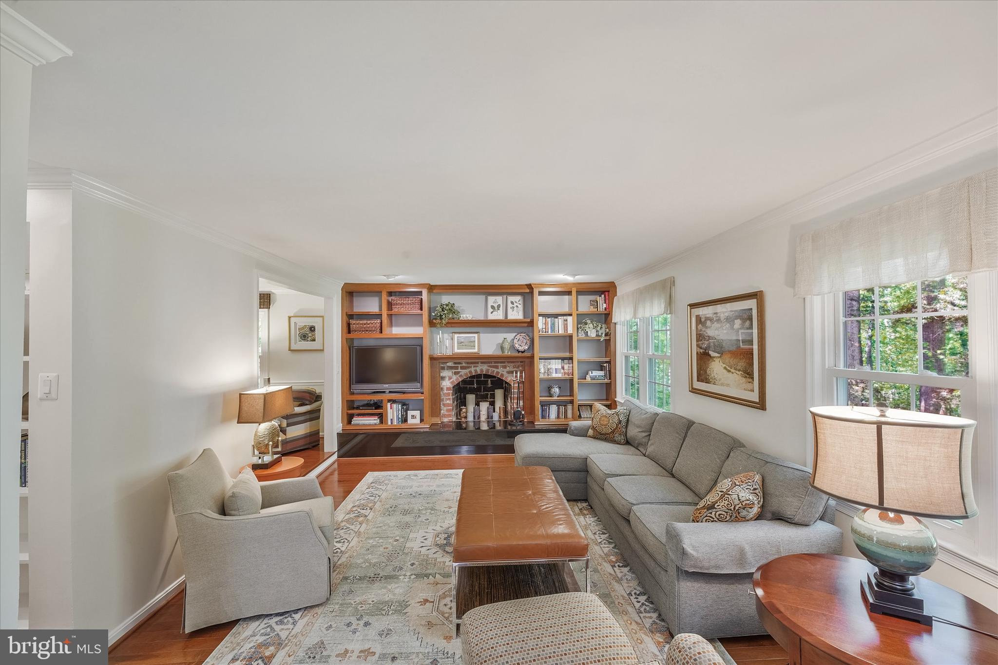 OAKBROOK - Residential