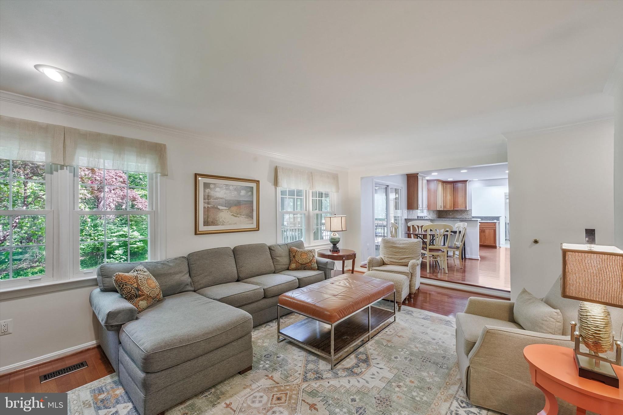 OAKBROOK - Residential