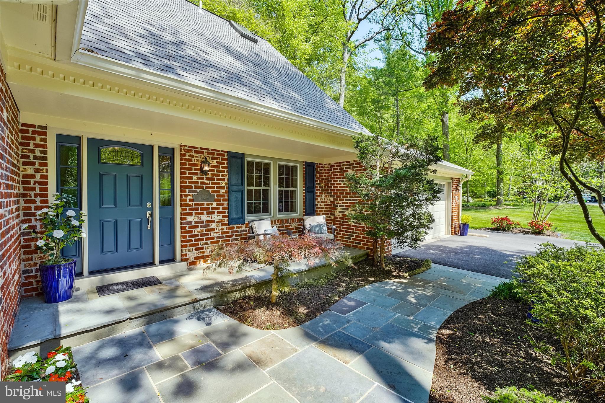 OAKBROOK - Residential