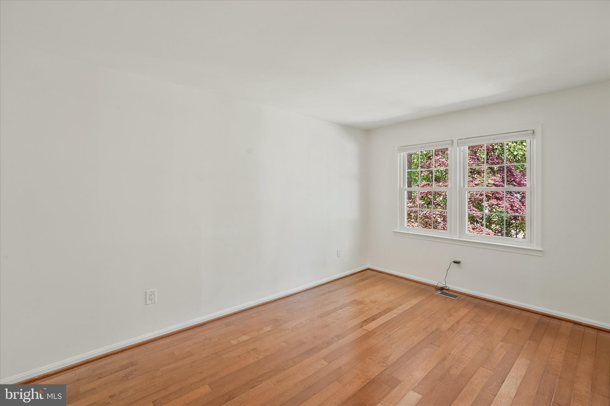 OAKBROOK - Residential