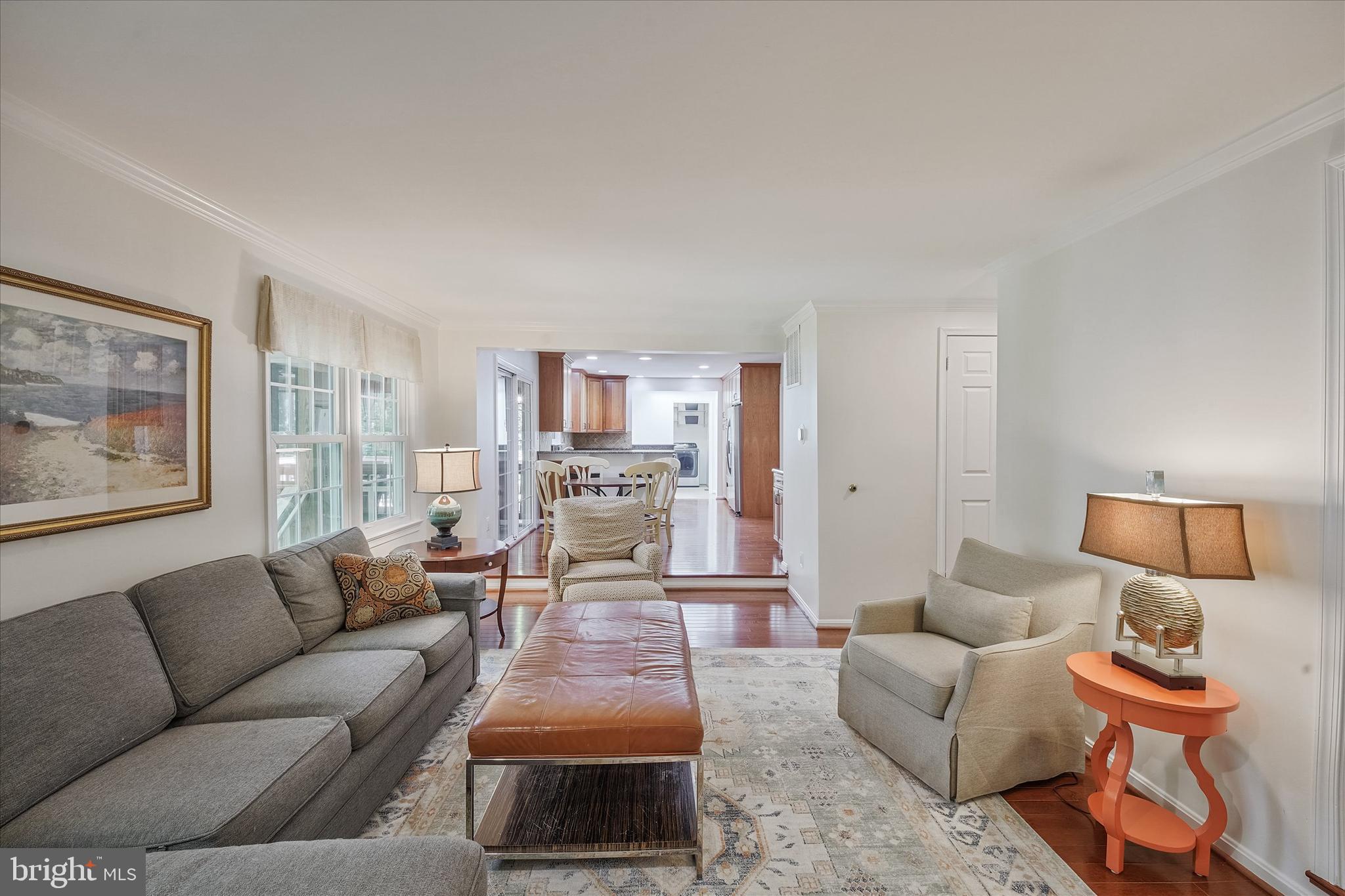 OAKBROOK - Residential