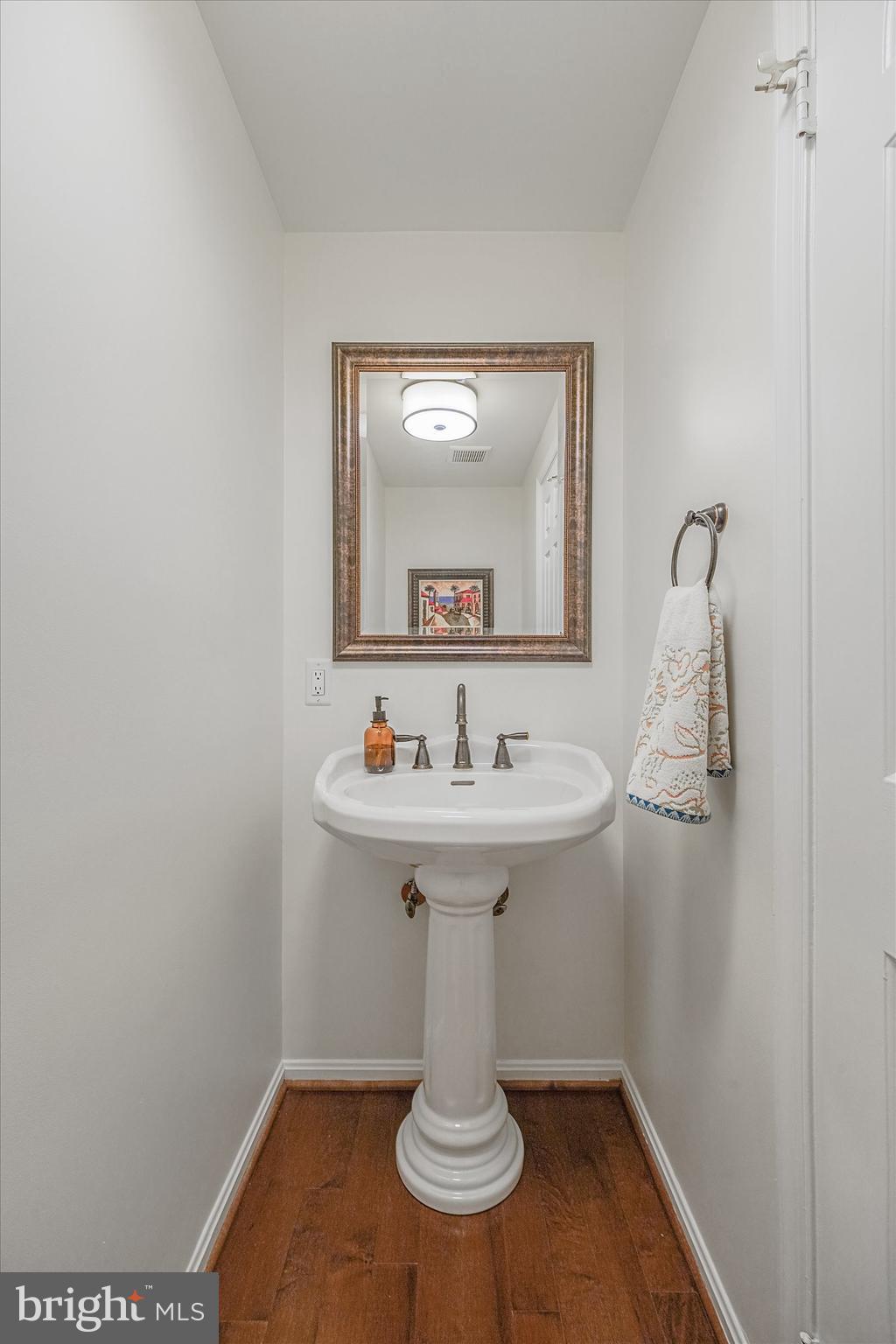 OAKBROOK - Residential