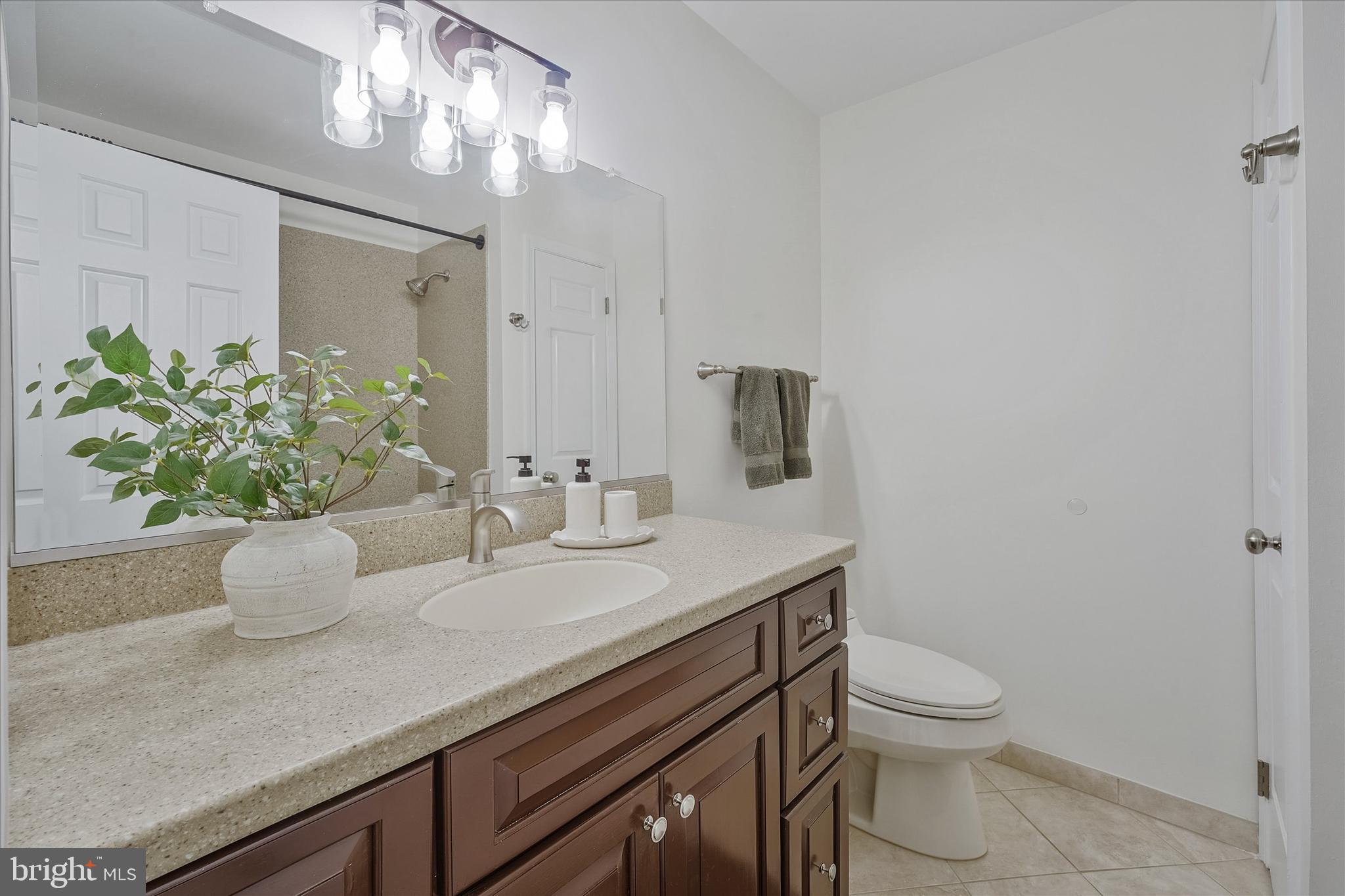 OAKBROOK - Residential