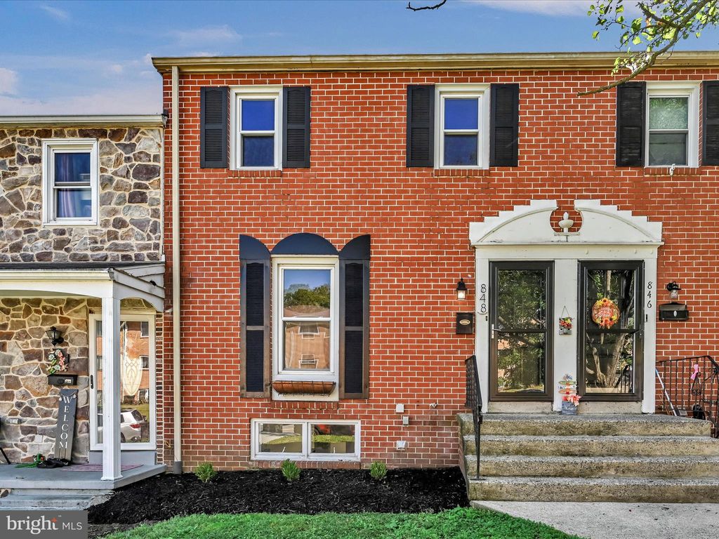Photo of 848 Garnet Avenue, LANCASTER, PA 17603 (MLS # PALA2075910)