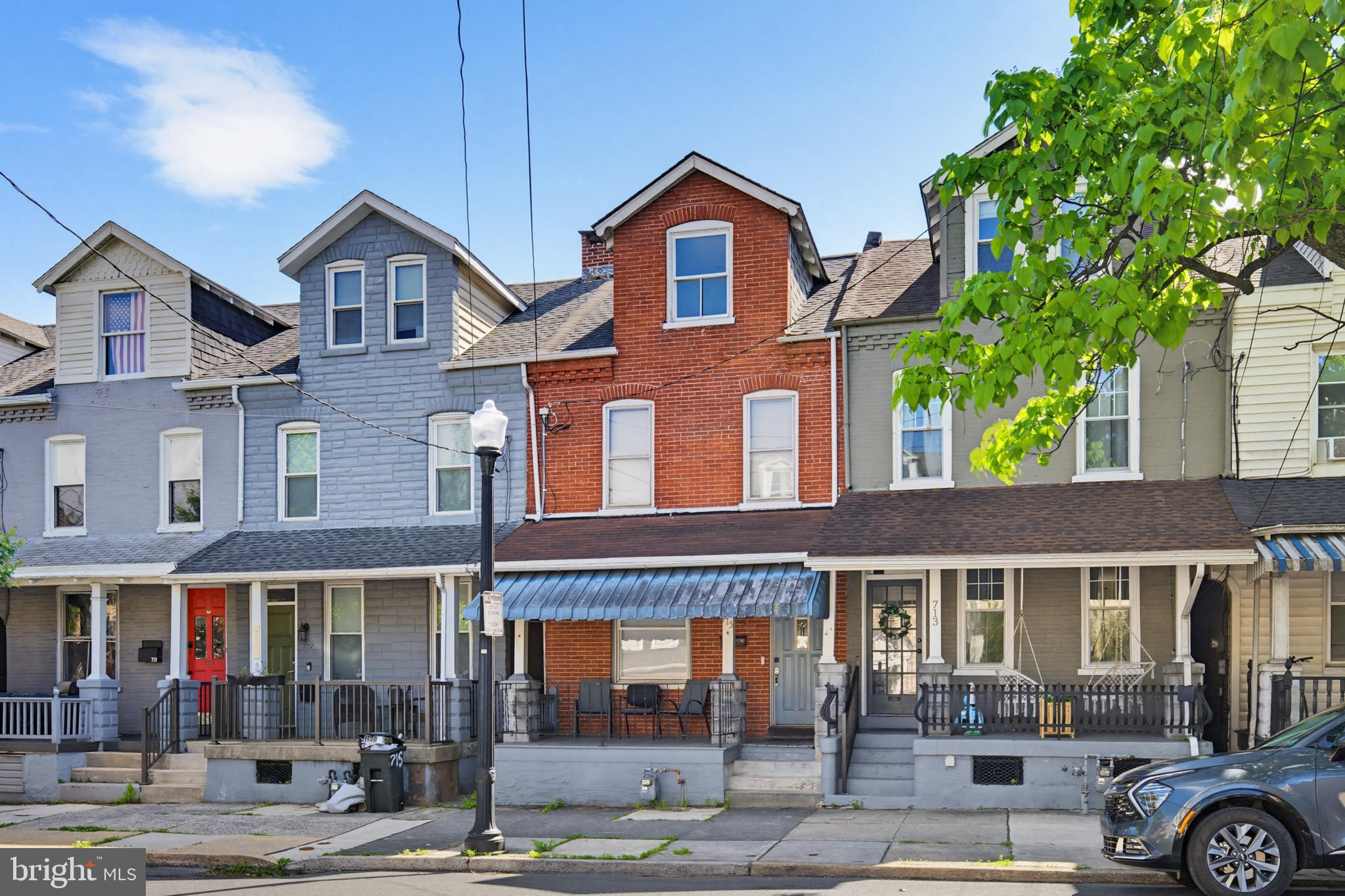 715 N QUEEN STREET