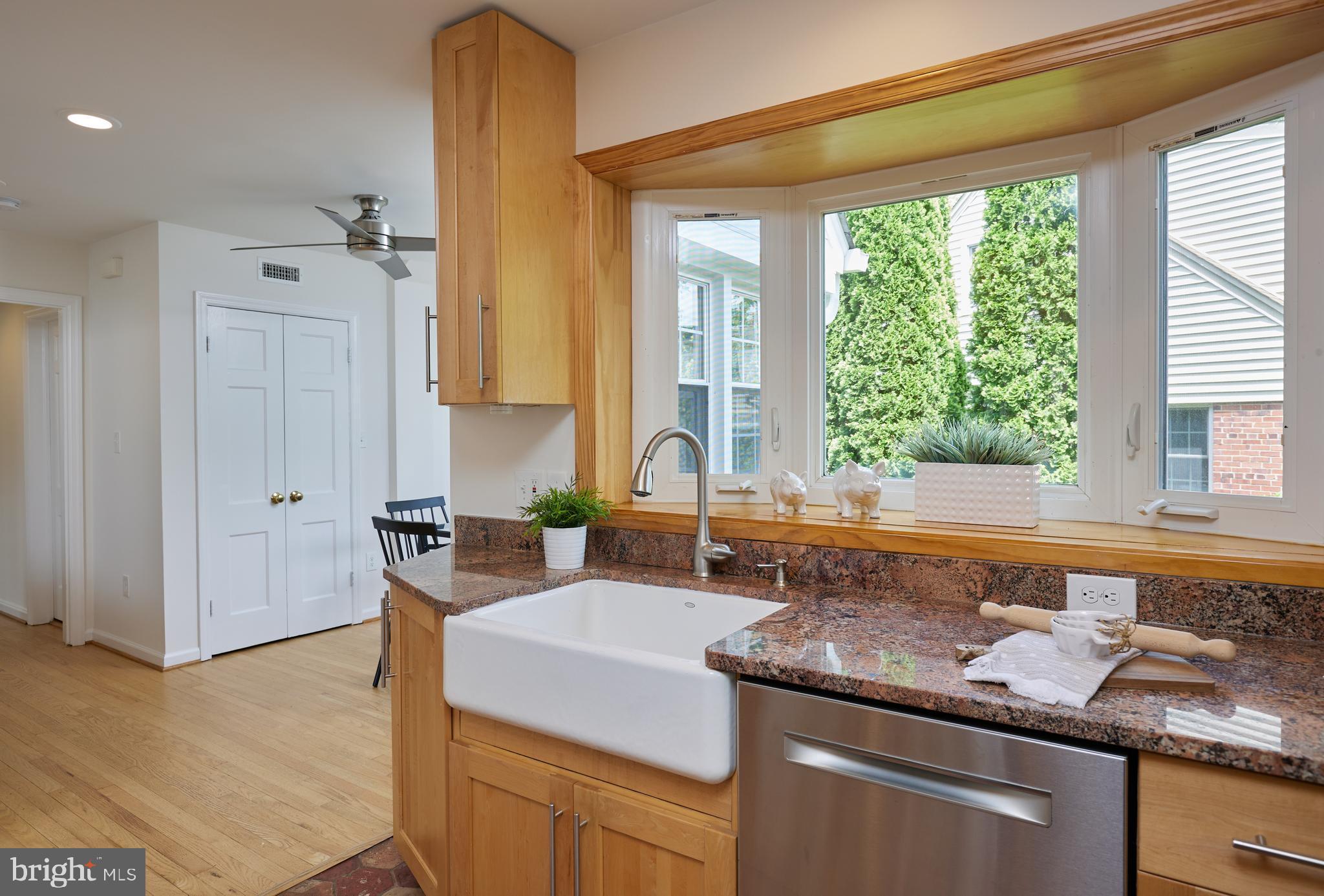 GLENBROOK KNOLLS - Residential