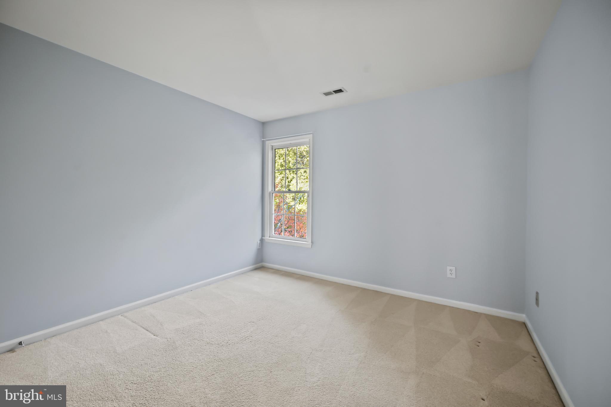 MONROE MANOR - Residential