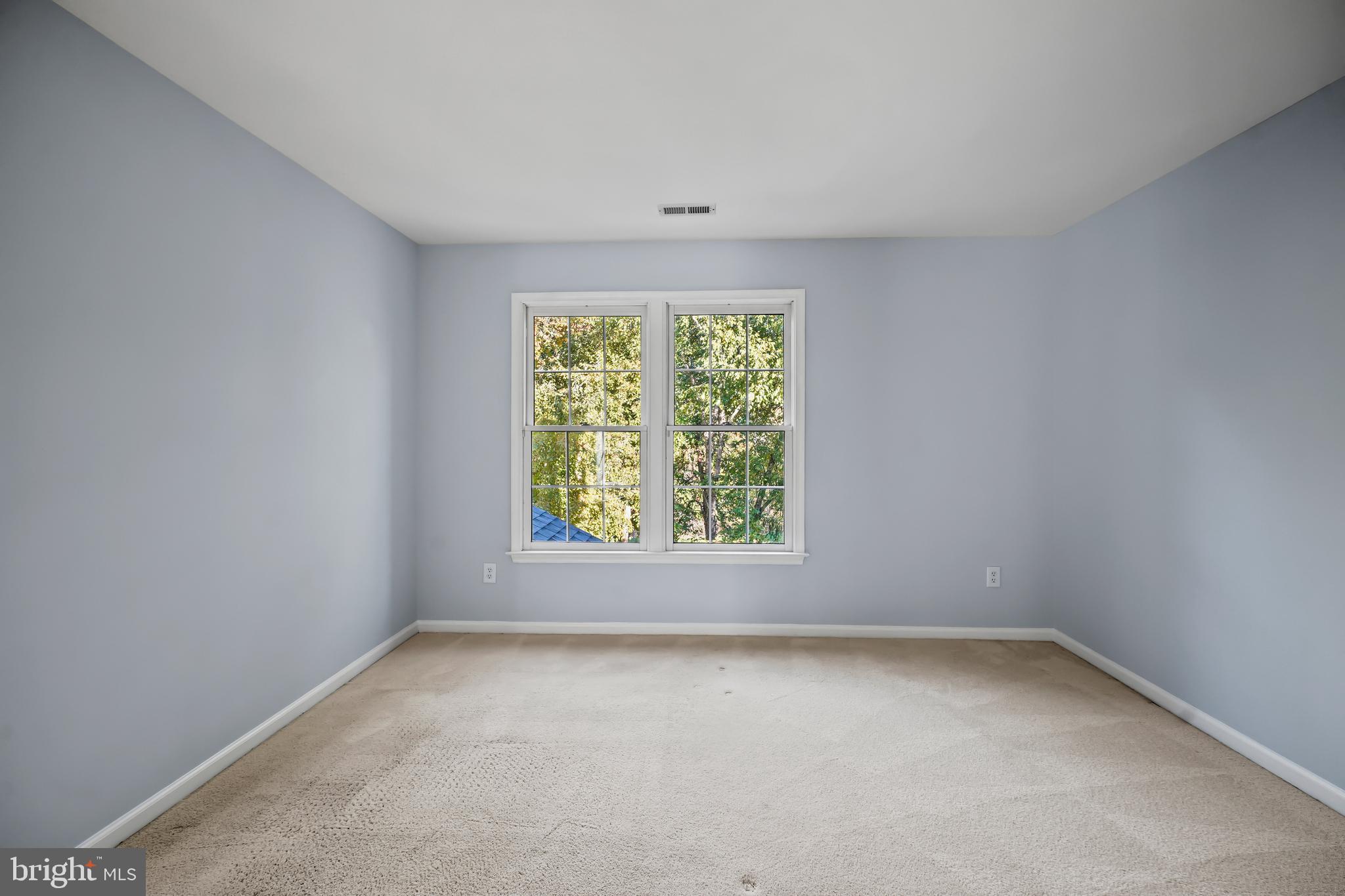 MONROE MANOR - Residential