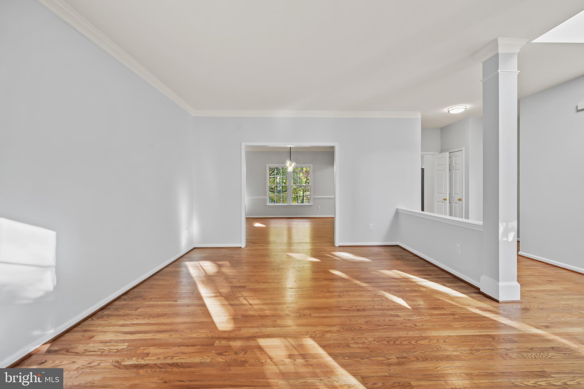 MONROE MANOR - Residential