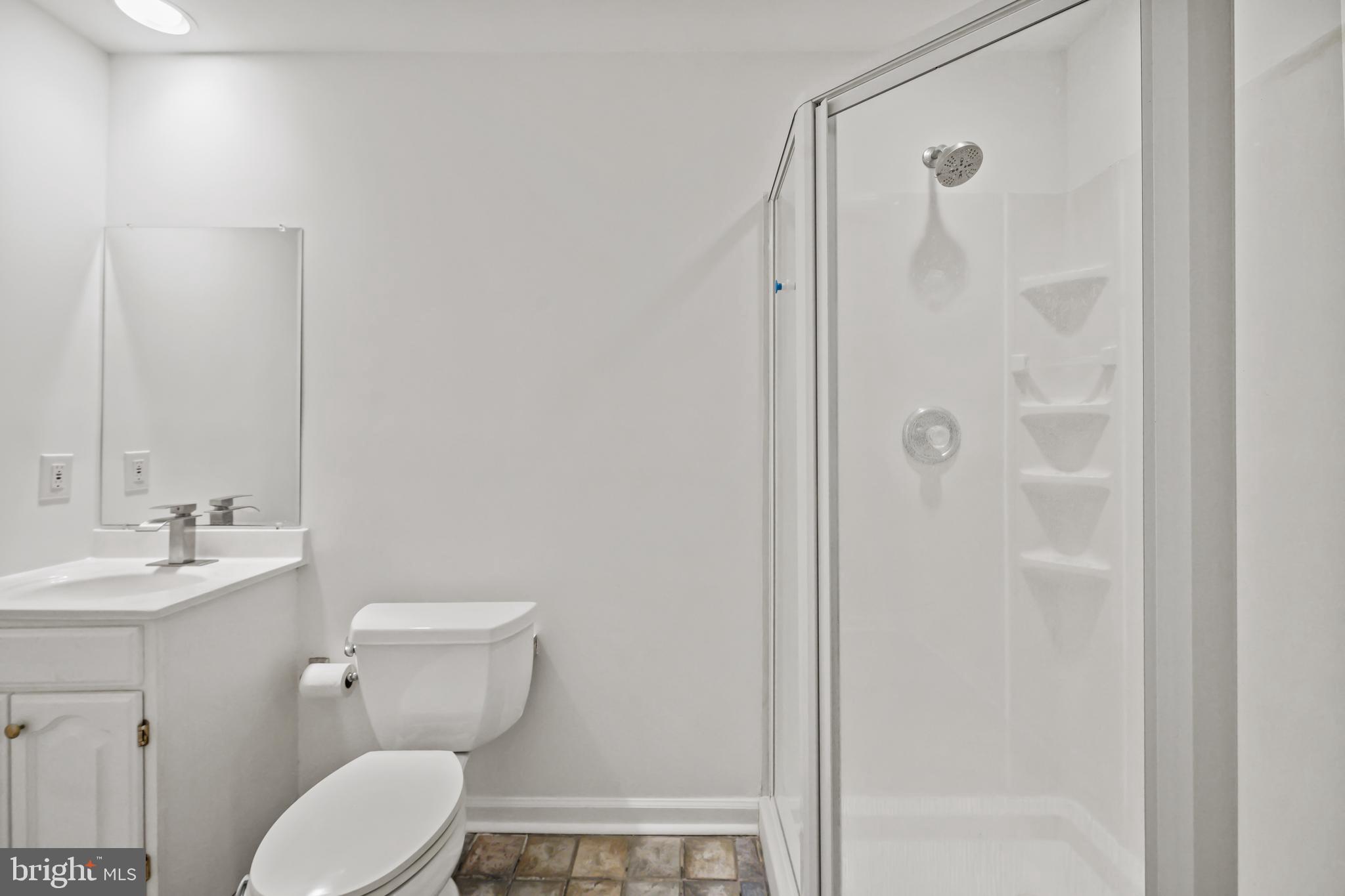 MONROE MANOR - Residential