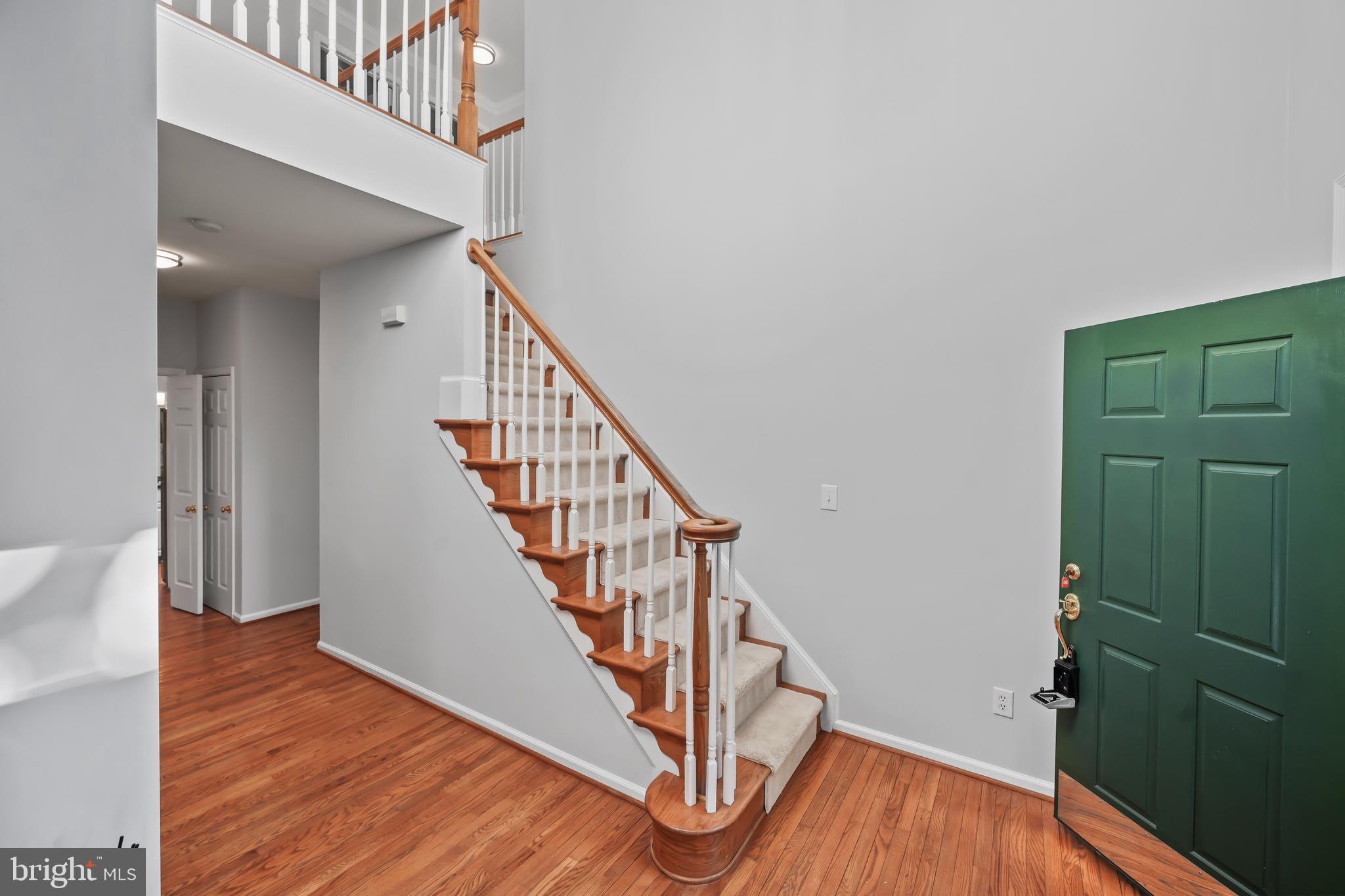 MONROE MANOR - Residential