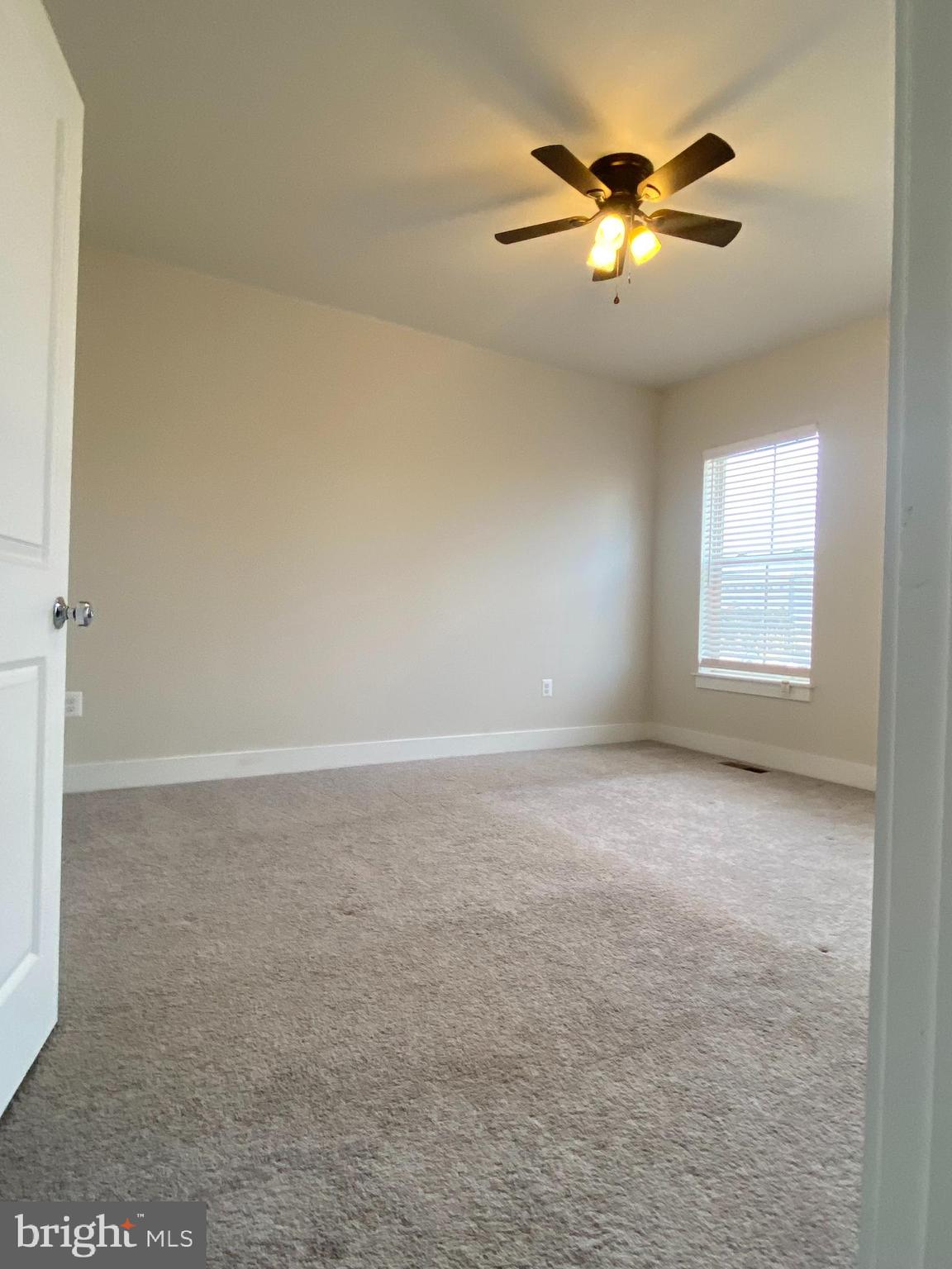 THE RETREAT AT WESTFIELDS - Residential