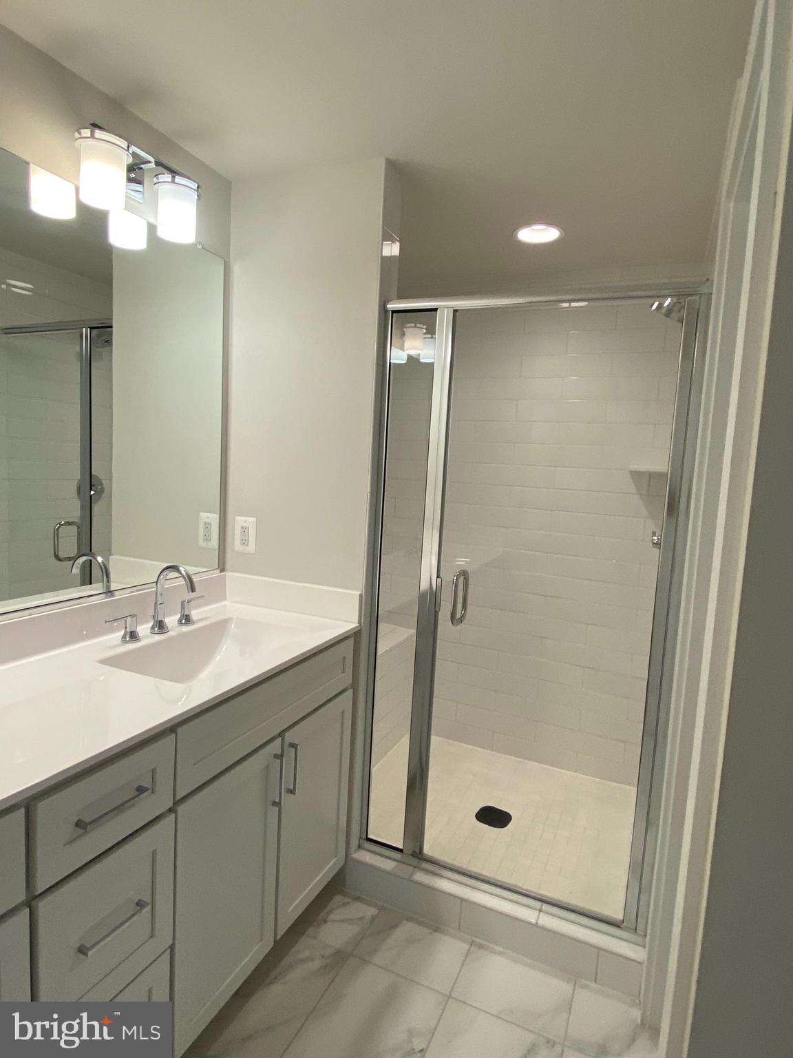 THE RETREAT AT WESTFIELDS - Residential