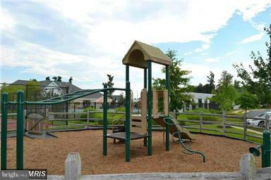 FAIRCREST - Residential Lease