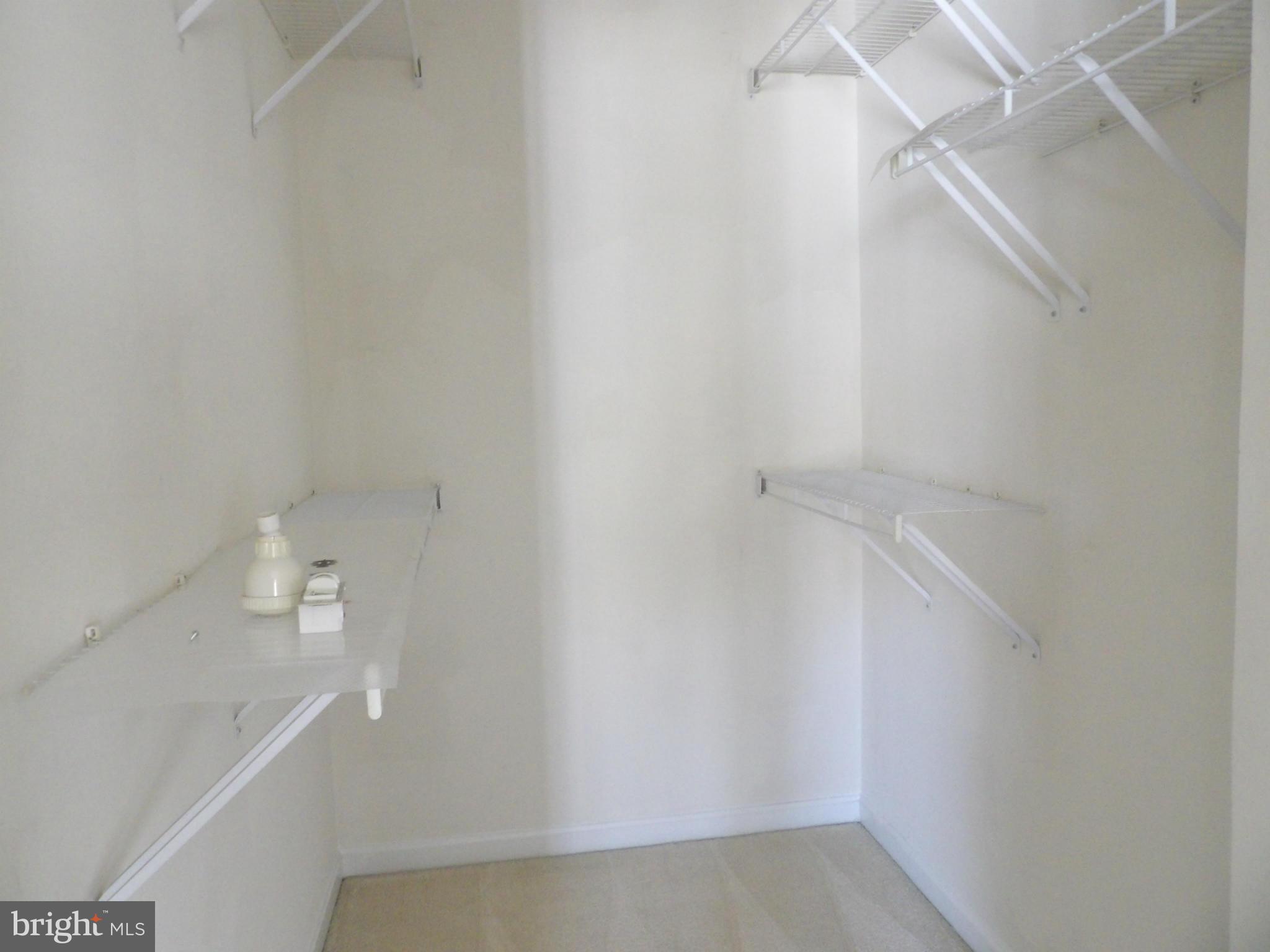 FAIRCREST - Residential Lease