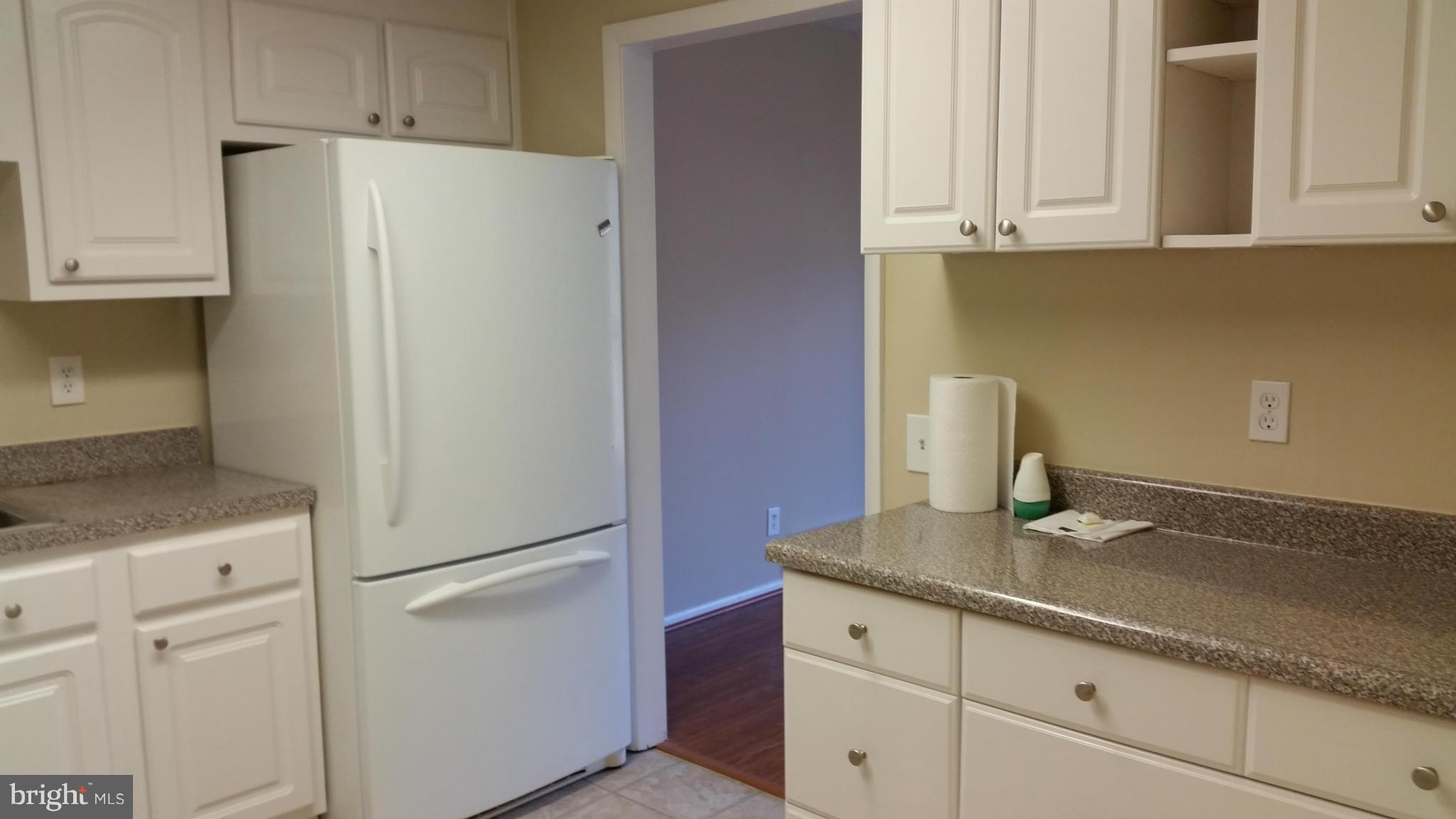 ROSSMOOR MUTUAL #14 - Residential Lease