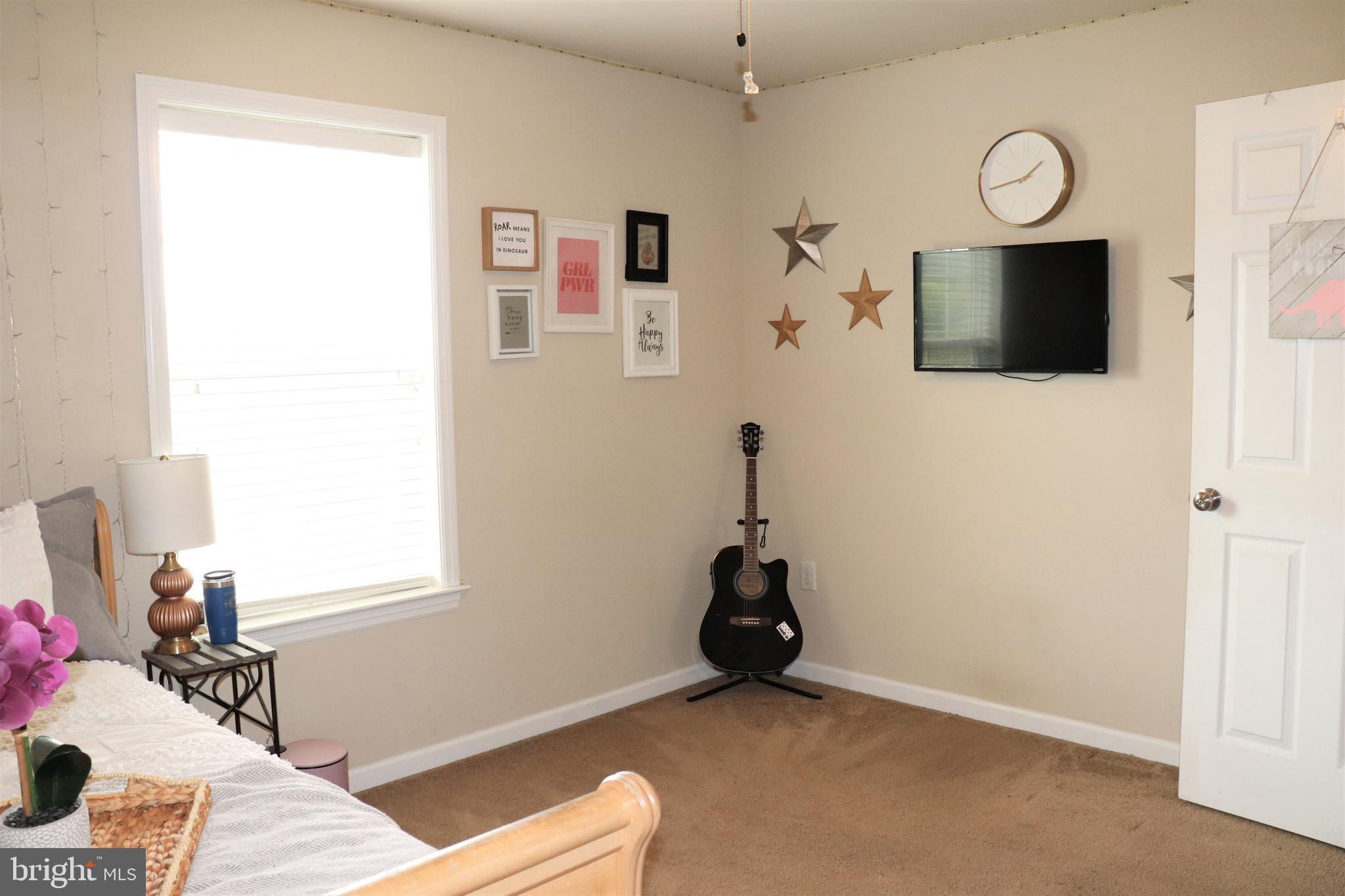 AUTUMN HILLS - Residential