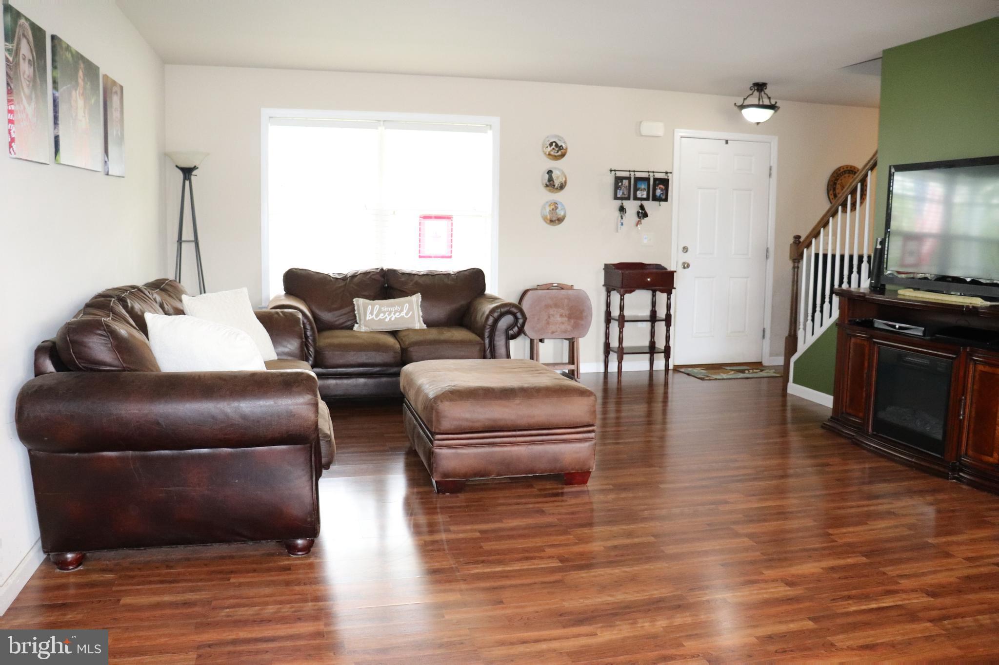 AUTUMN HILLS - Residential