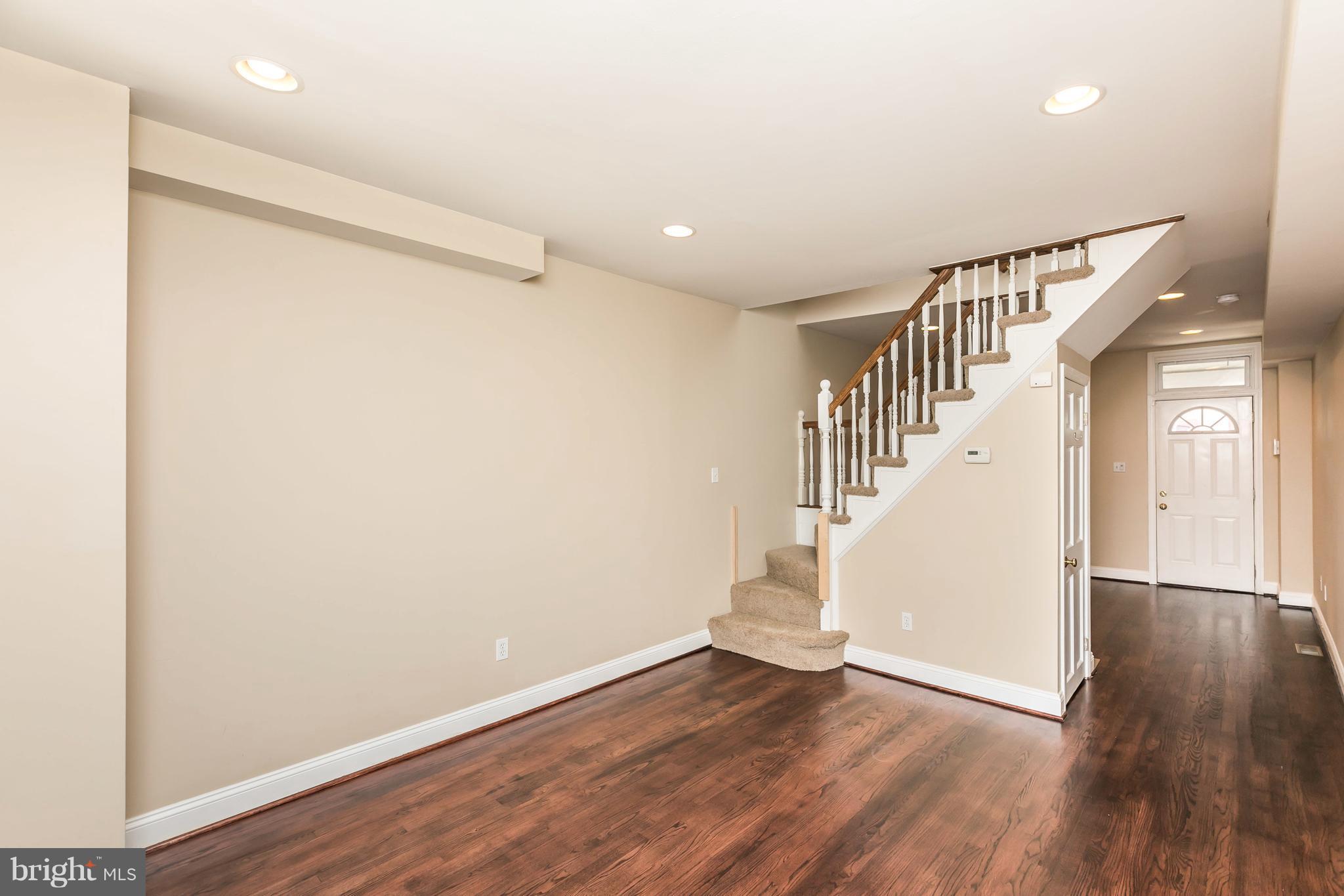 HAMPDEN HISTORIC DISTRICT - Residential