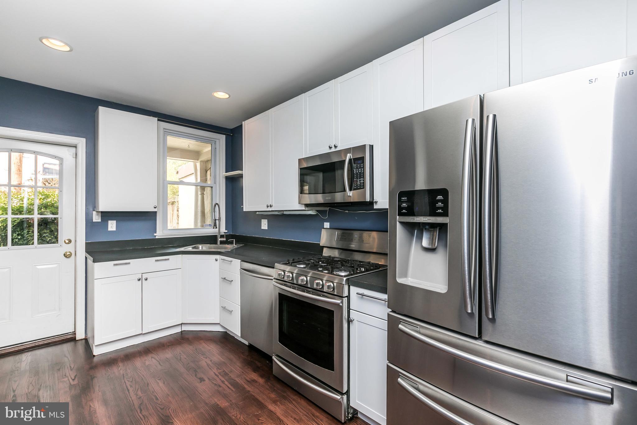 HAMPDEN HISTORIC DISTRICT - Residential