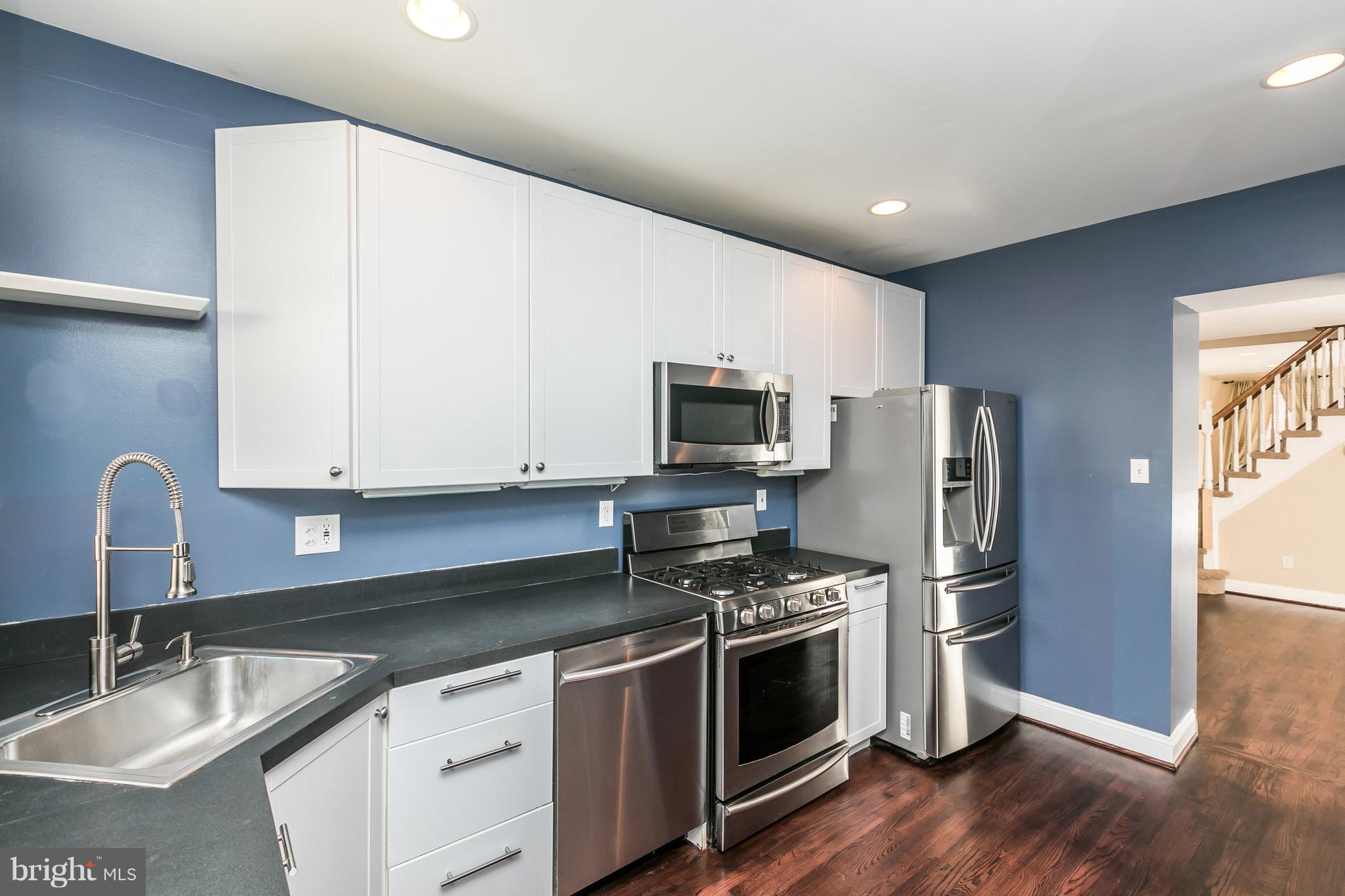 HAMPDEN HISTORIC DISTRICT - Residential