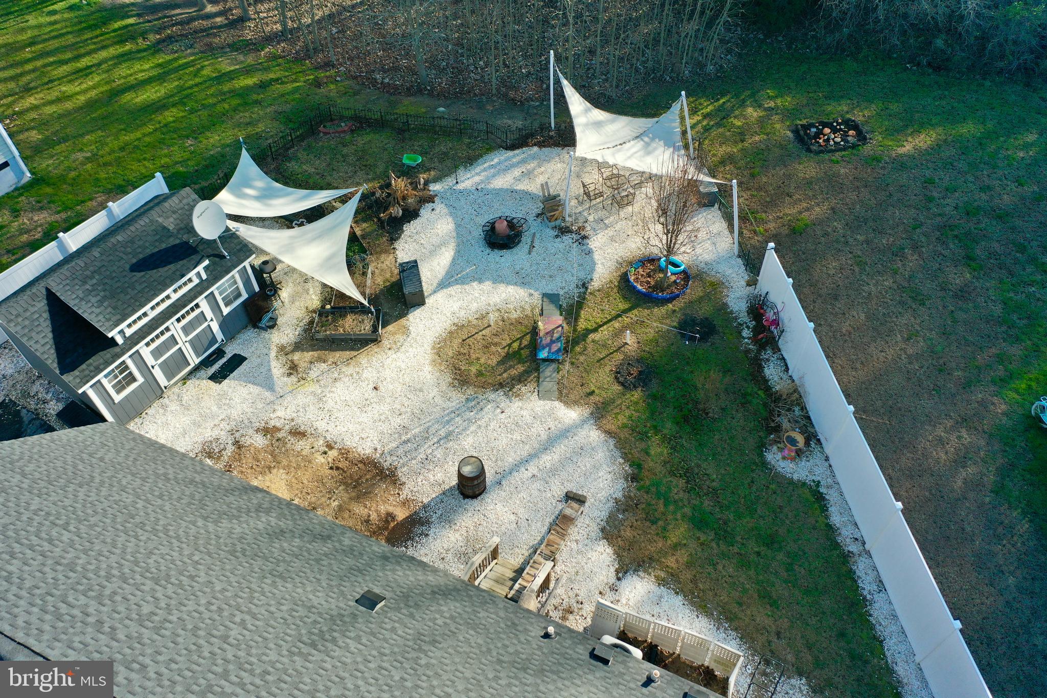 ARCADIA VILLAGE - Residential