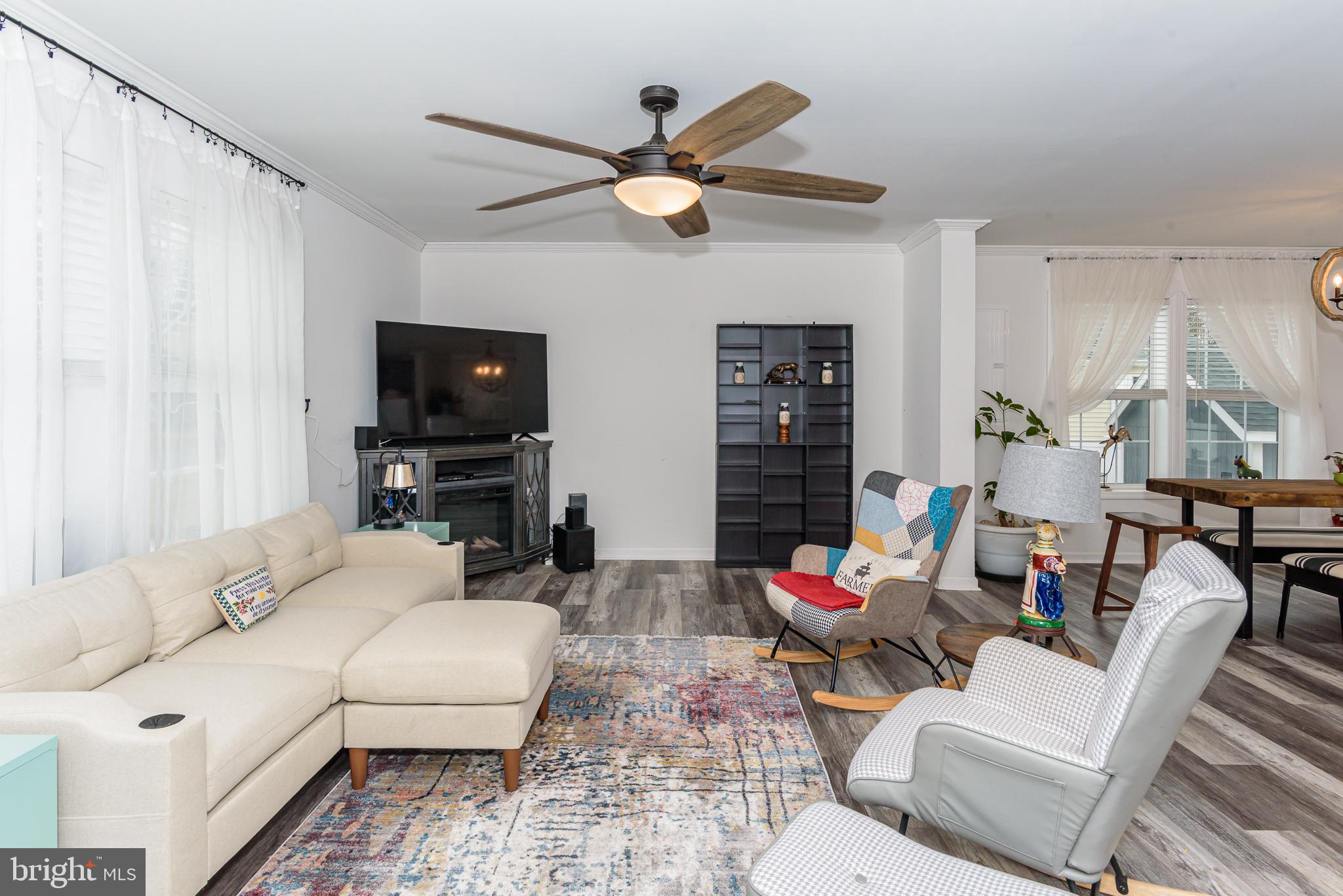 ARCADIA VILLAGE - Residential