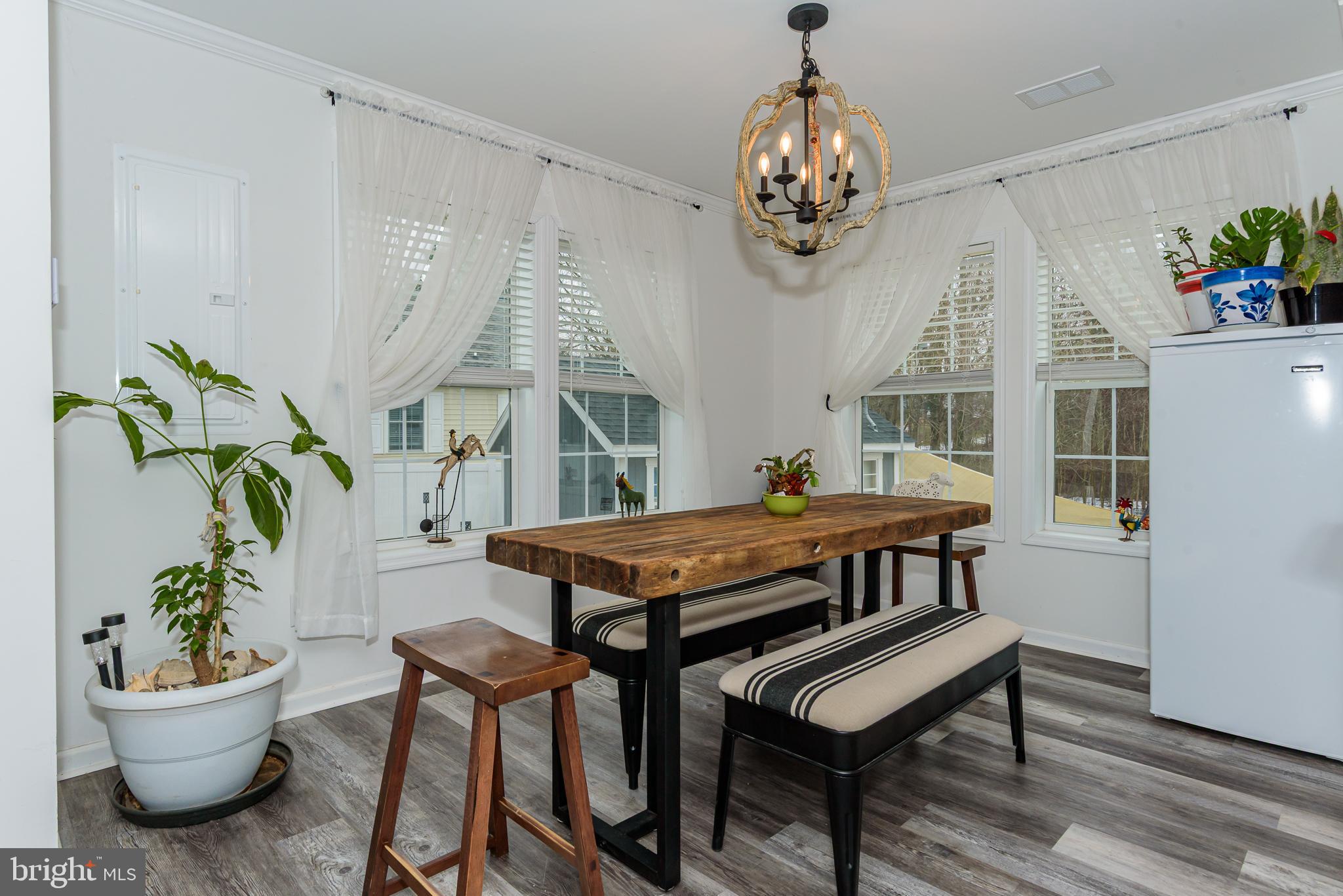 ARCADIA VILLAGE - Residential